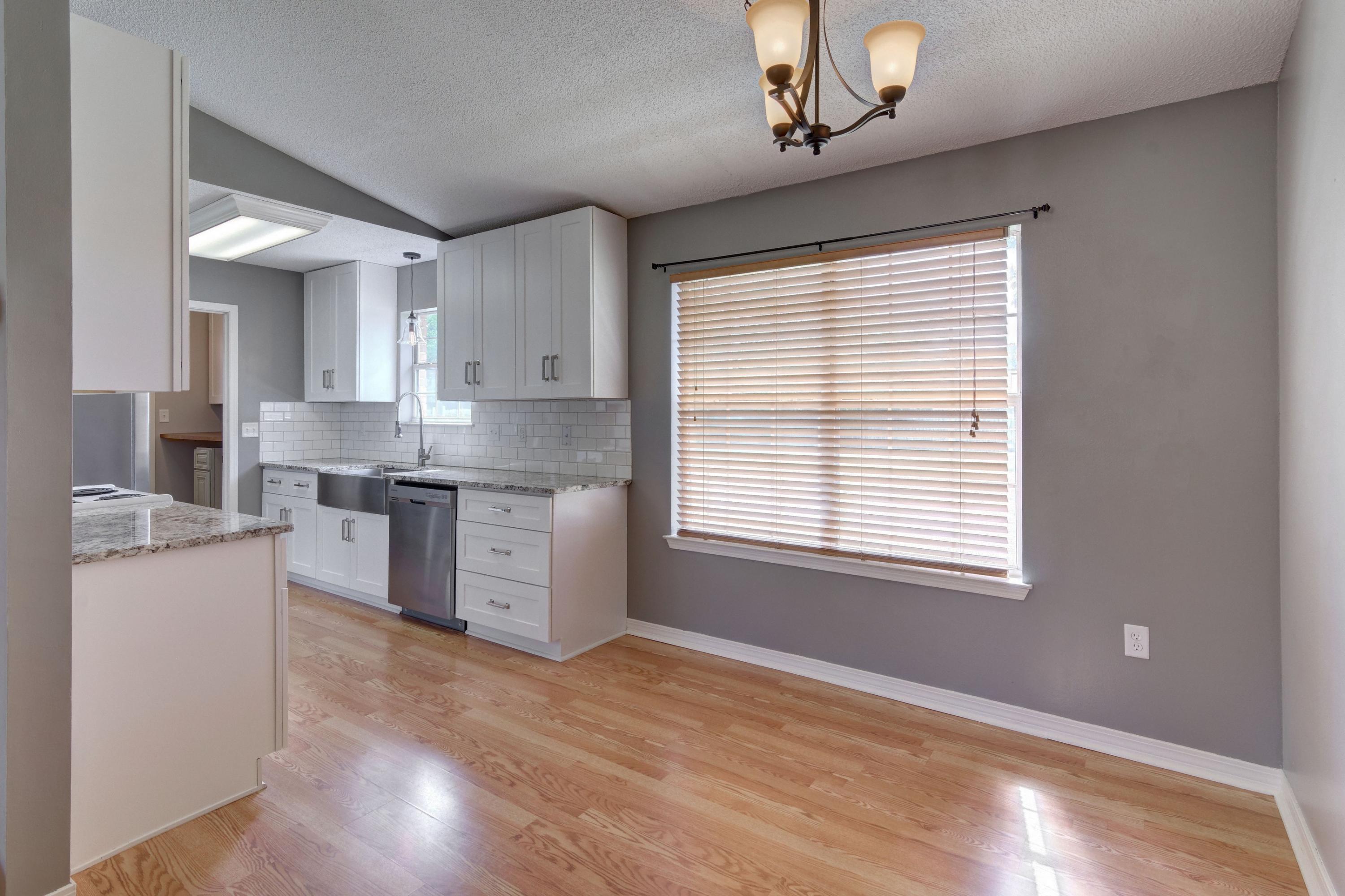 EAST BAY RIVER ESTATES 2ND ADDN - Residential