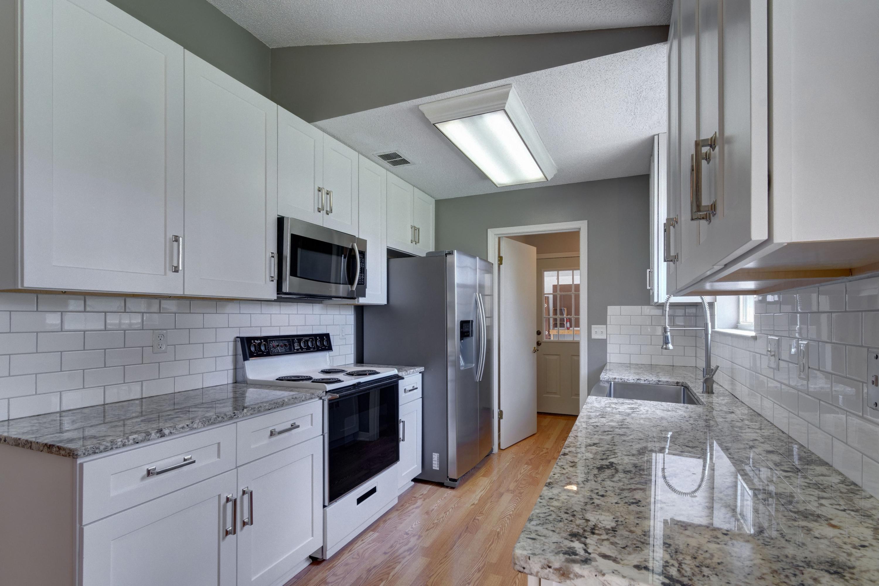 EAST BAY RIVER ESTATES 2ND ADDN - Residential