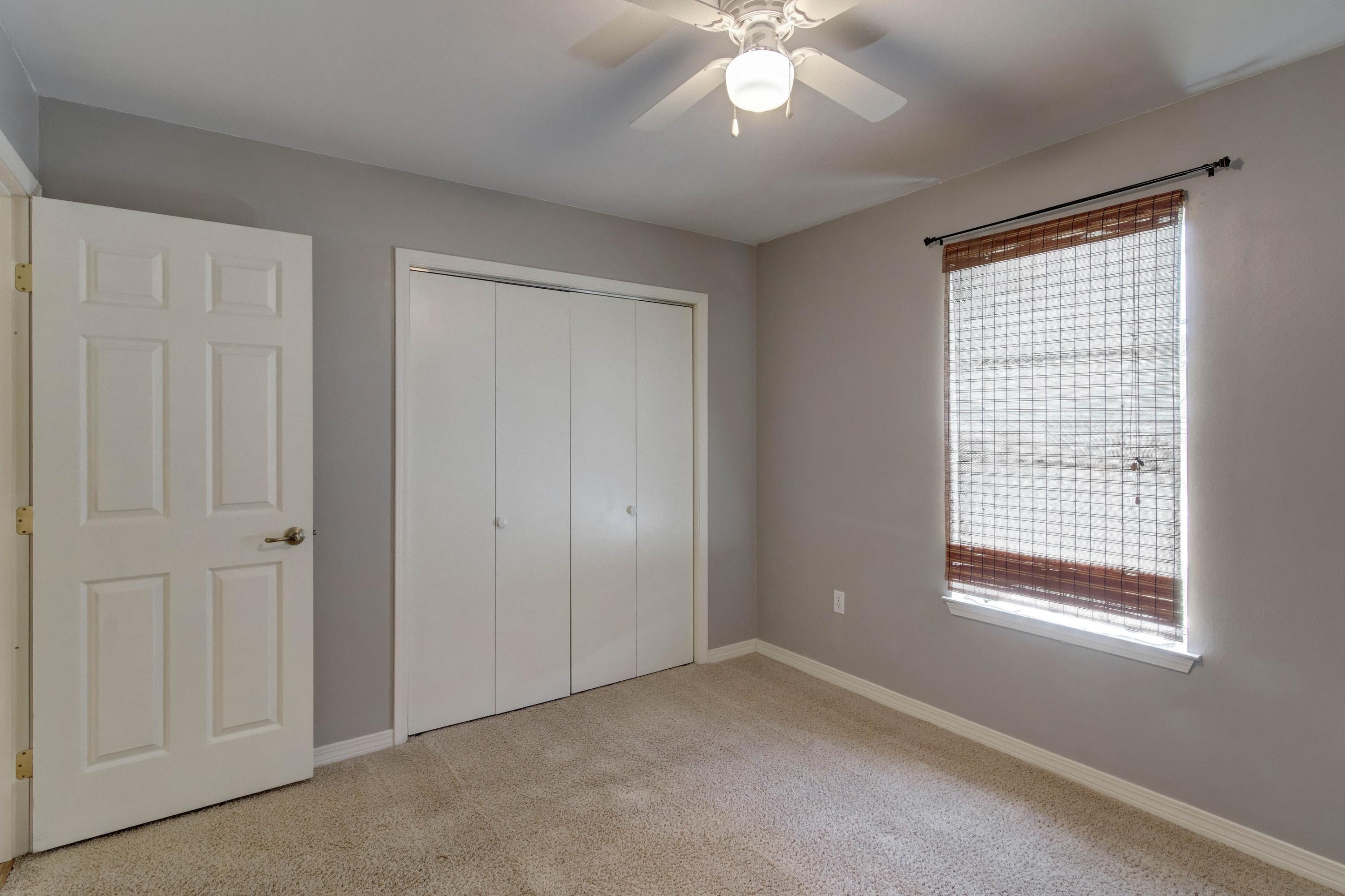 EAST BAY RIVER ESTATES 2ND ADDN - Residential