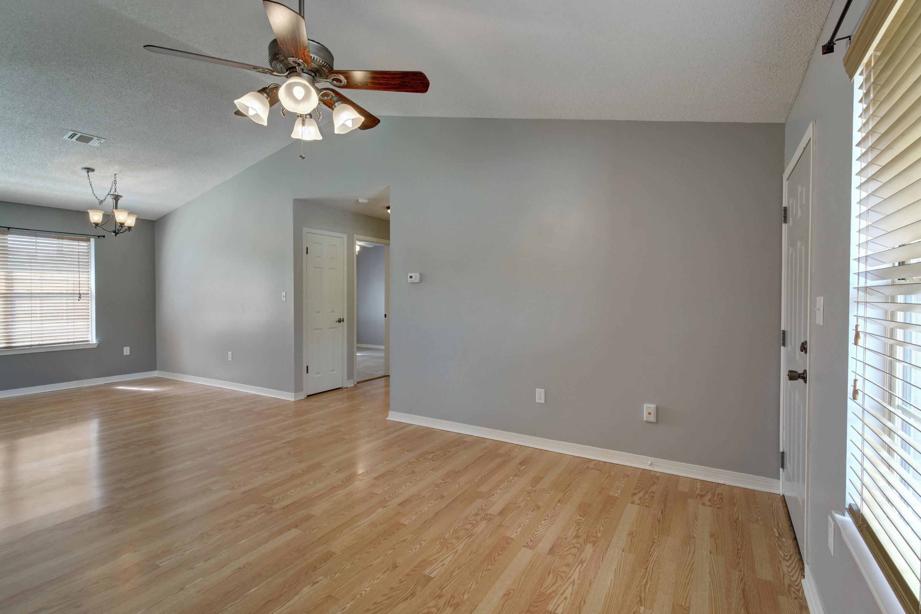 EAST BAY RIVER ESTATES 2ND ADDN - Residential