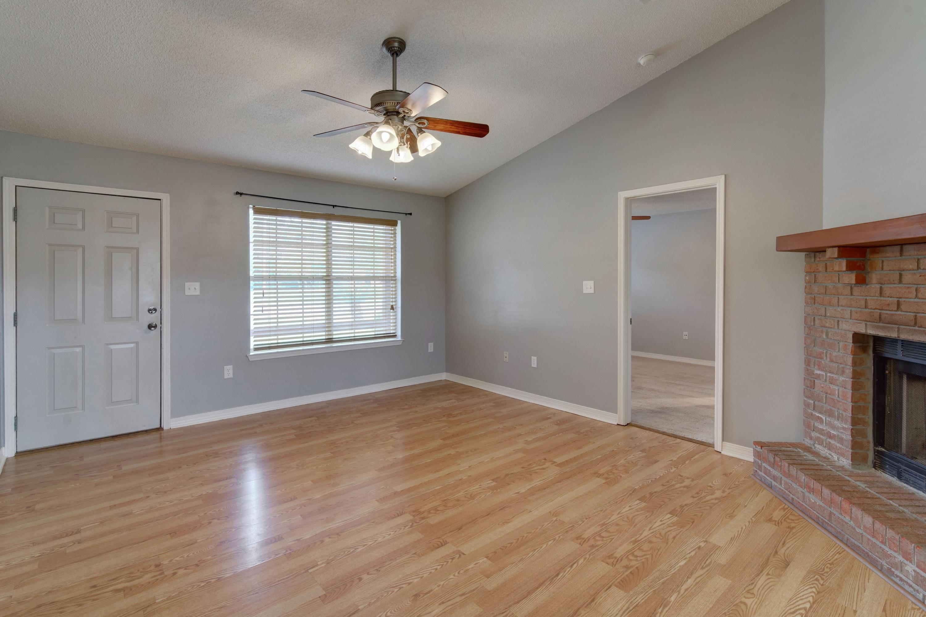 EAST BAY RIVER ESTATES 2ND ADDN - Residential