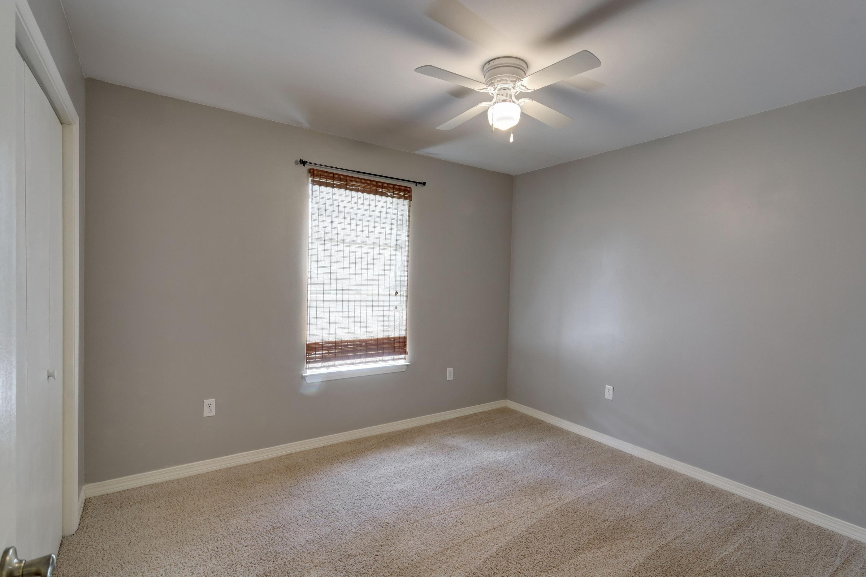 EAST BAY RIVER ESTATES 2ND ADDN - Residential