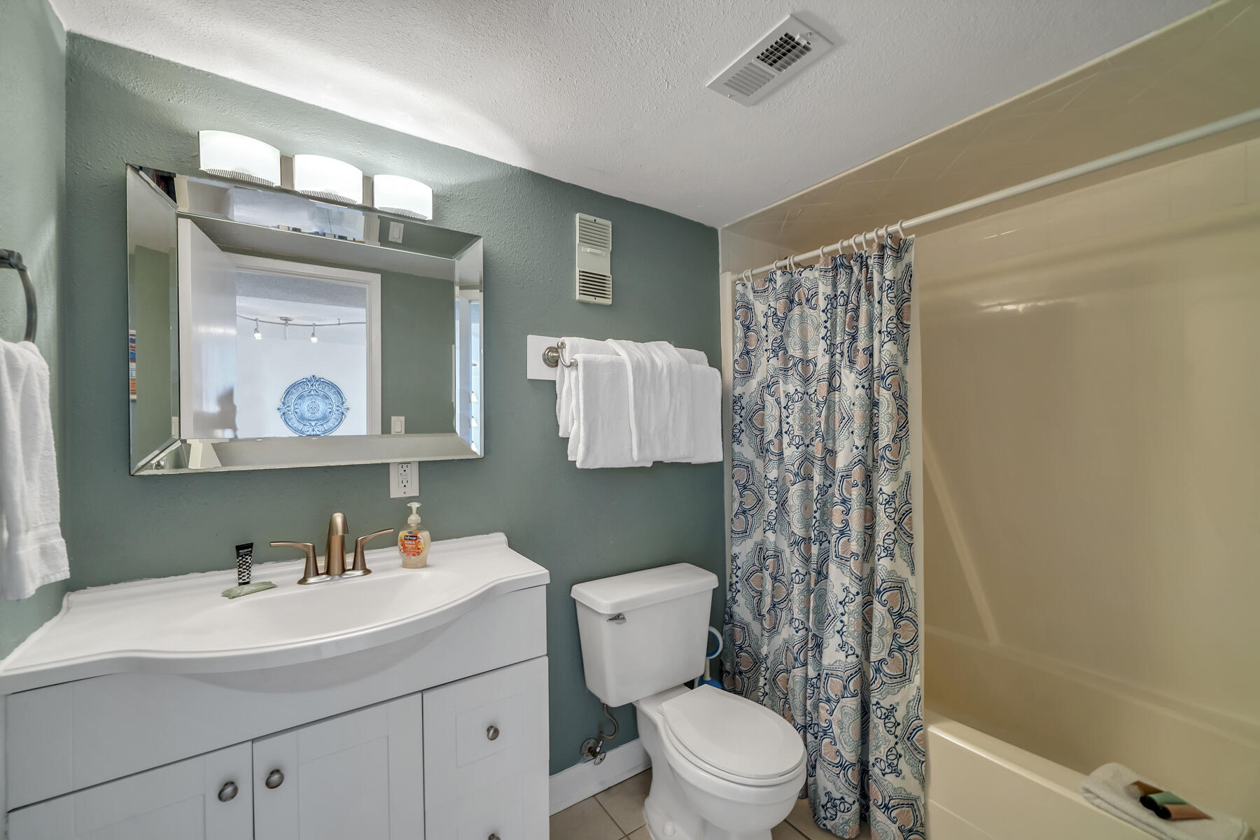 DOLPHIN POINT CONDO - Residential