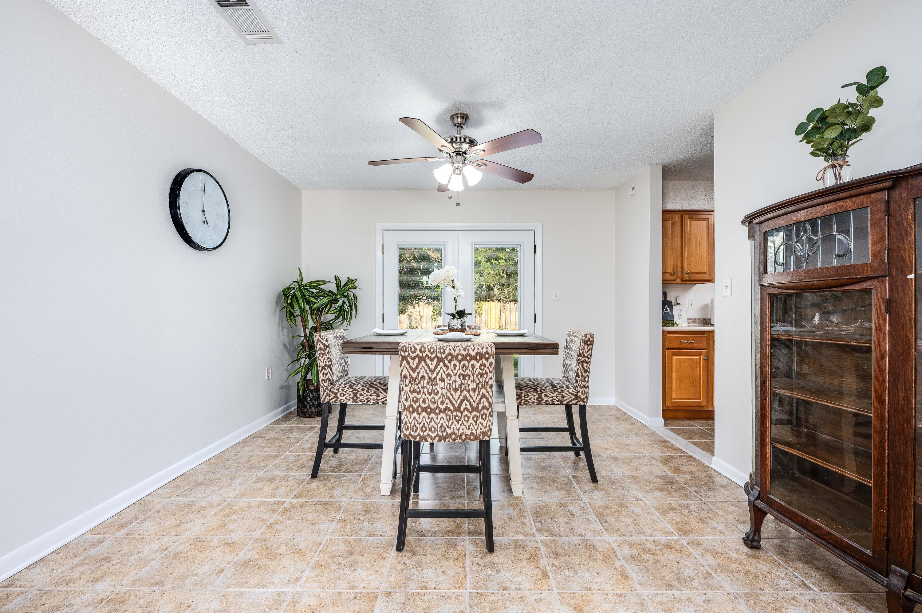 PINE MEADOWS - Residential