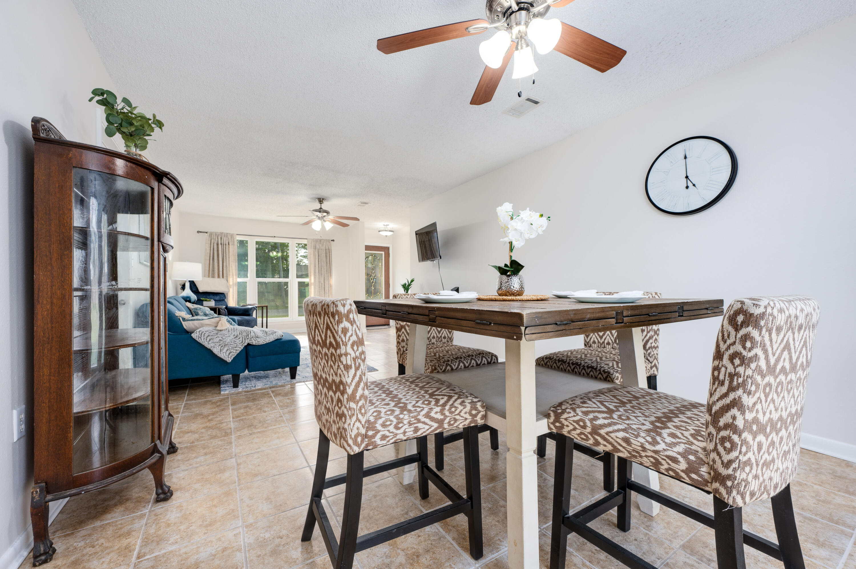 PINE MEADOWS - Residential