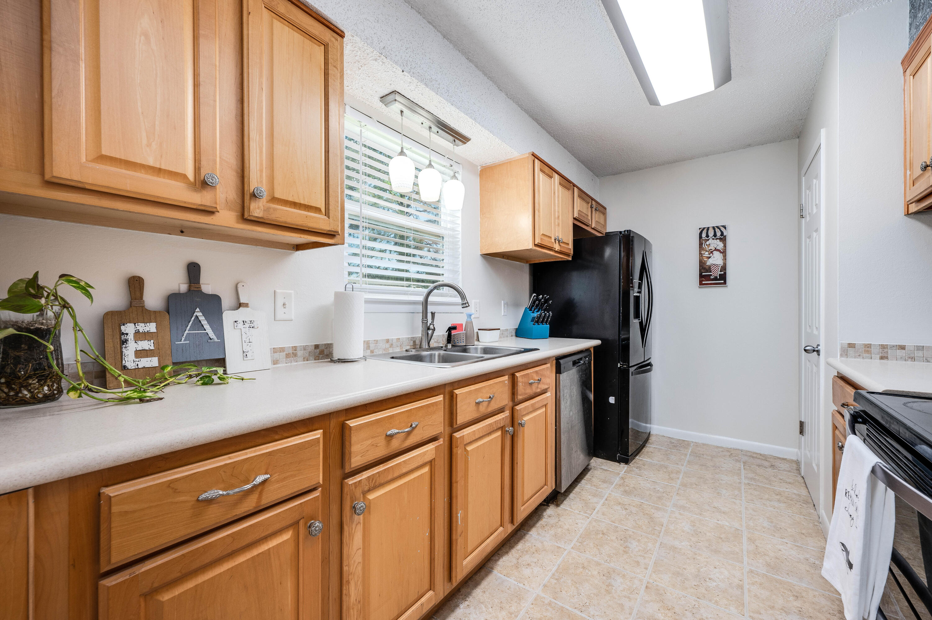 PINE MEADOWS - Residential