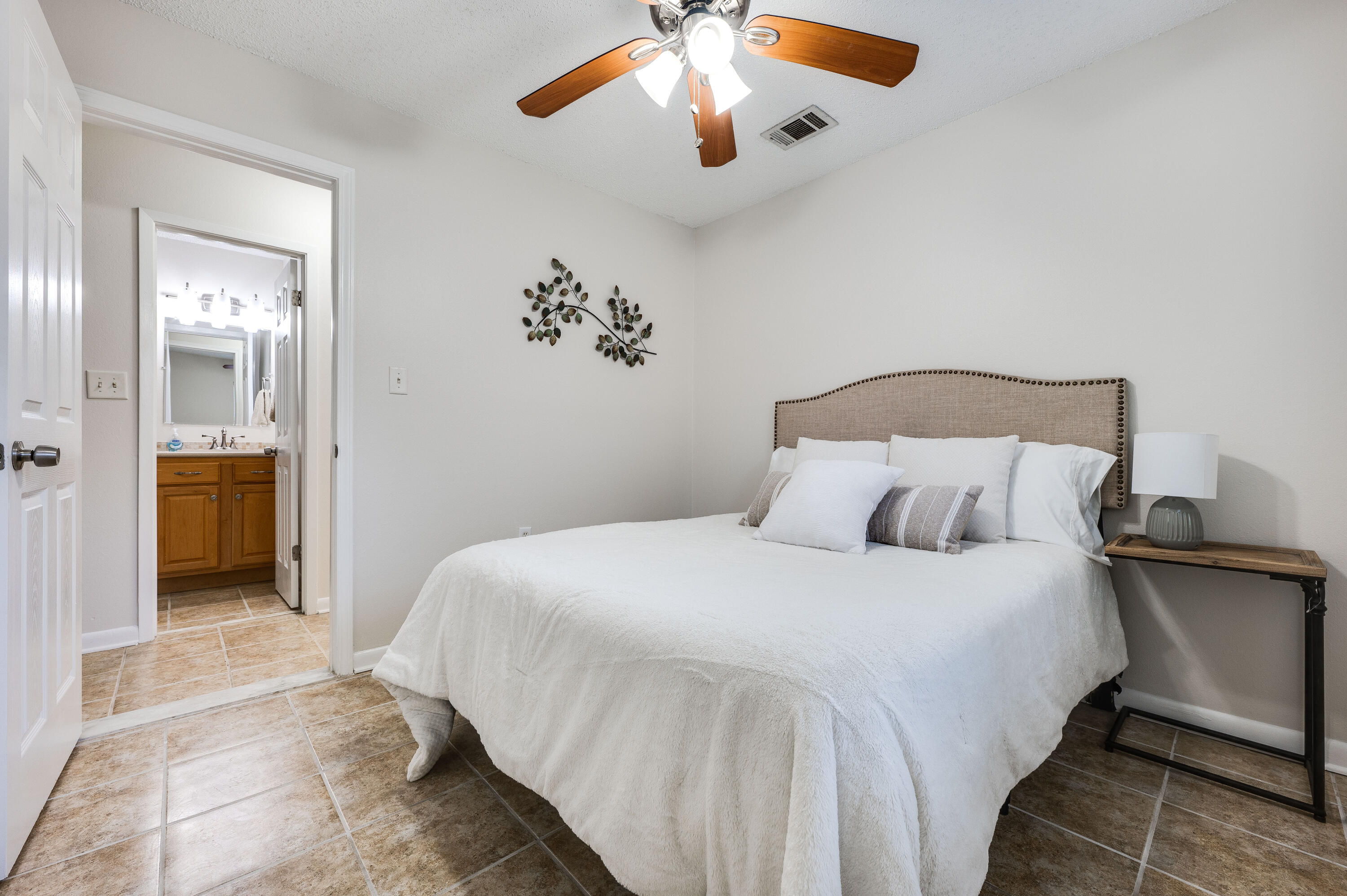 PINE MEADOWS - Residential