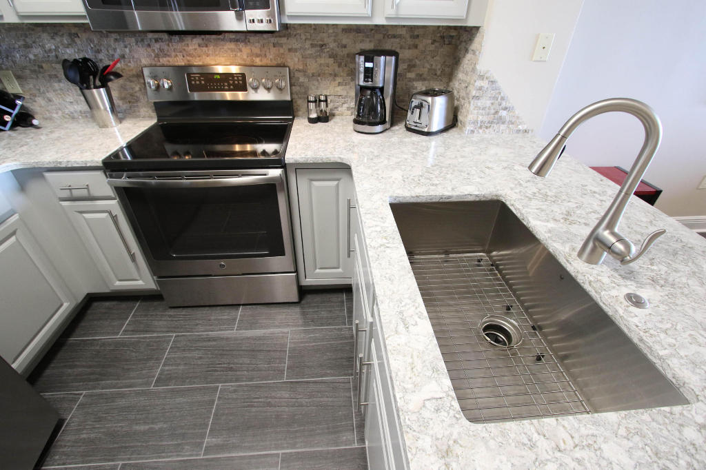 ARIEL DUNES II - Residential