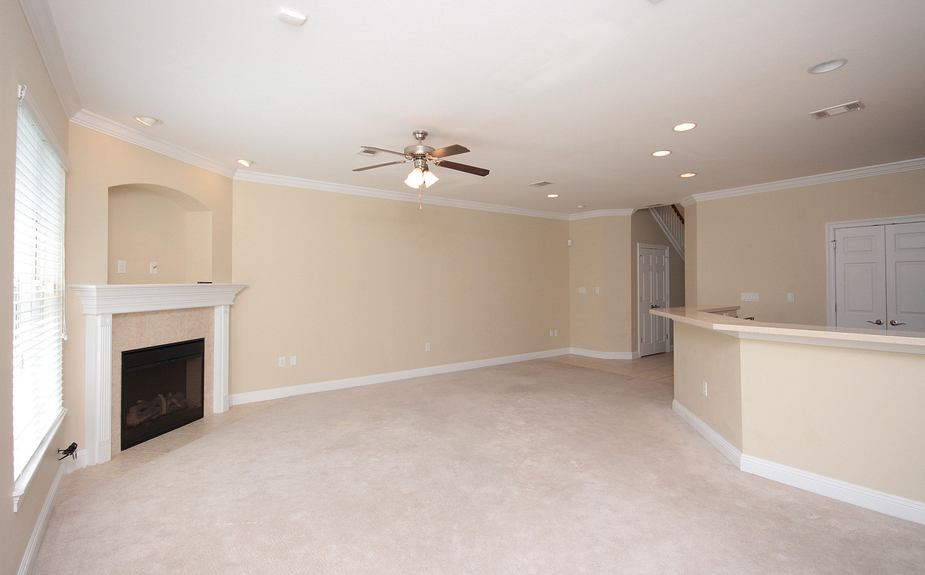 WALTON OAKS TOWNHOMES - Residential