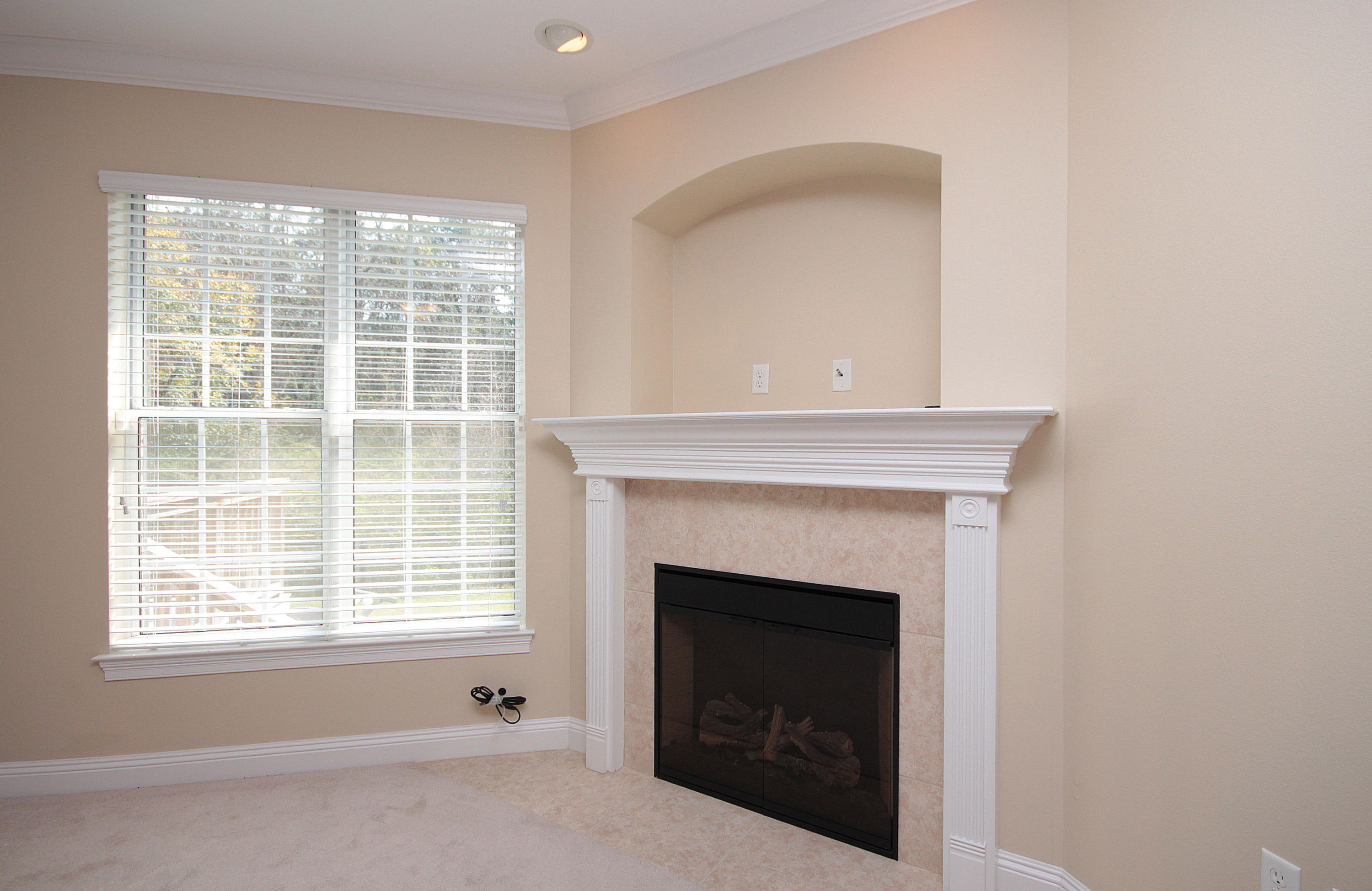 WALTON OAKS TOWNHOMES - Residential