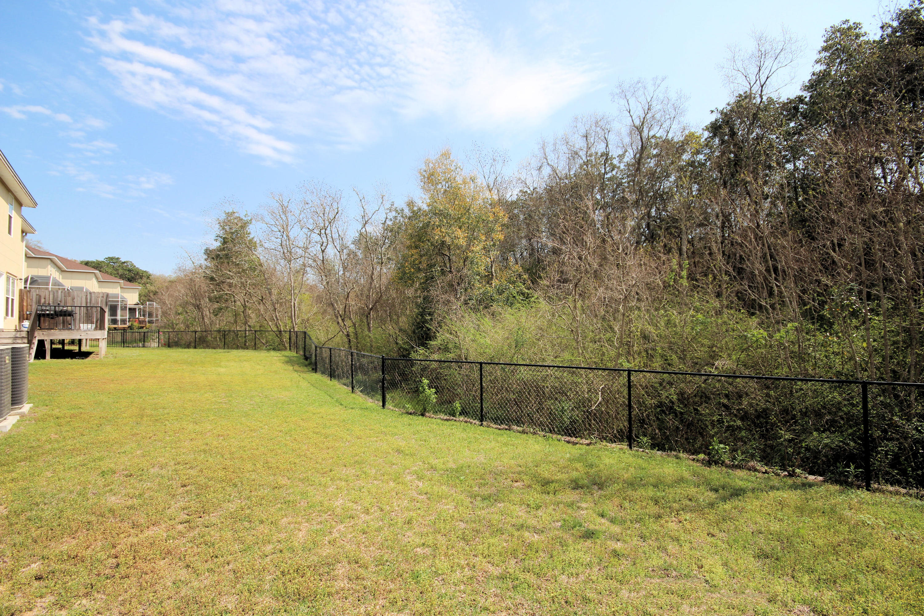 WALTON OAKS TOWNHOMES - Residential