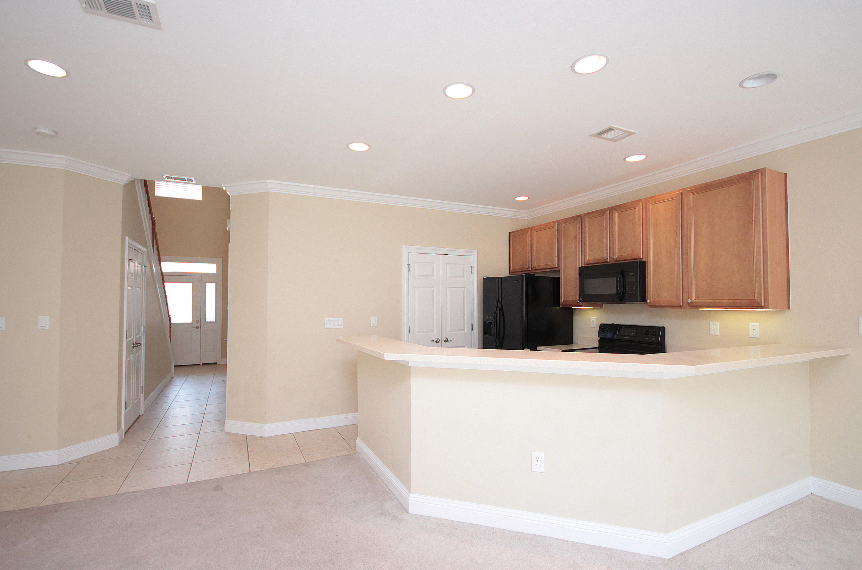 WALTON OAKS TOWNHOMES - Residential