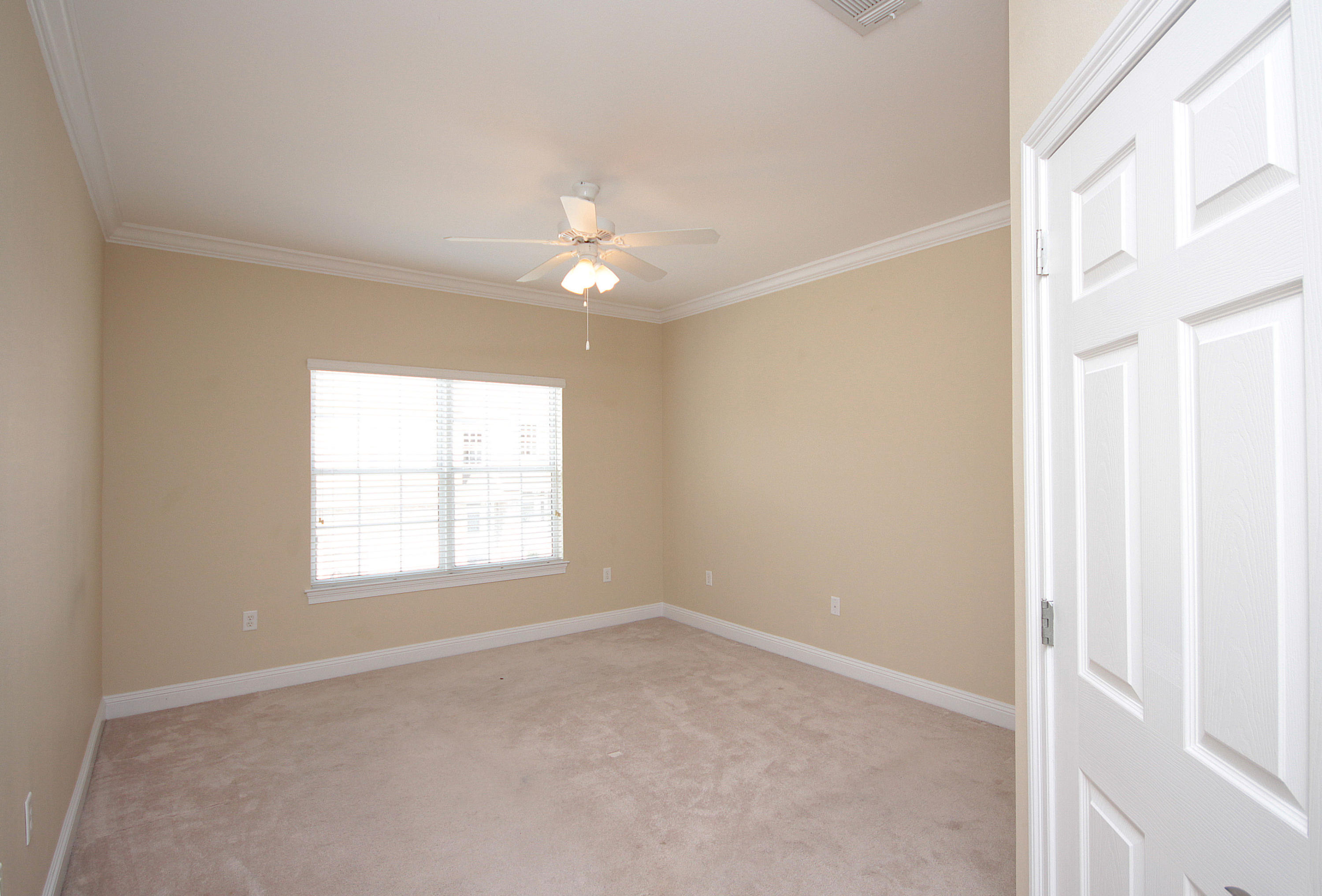 WALTON OAKS TOWNHOMES - Residential