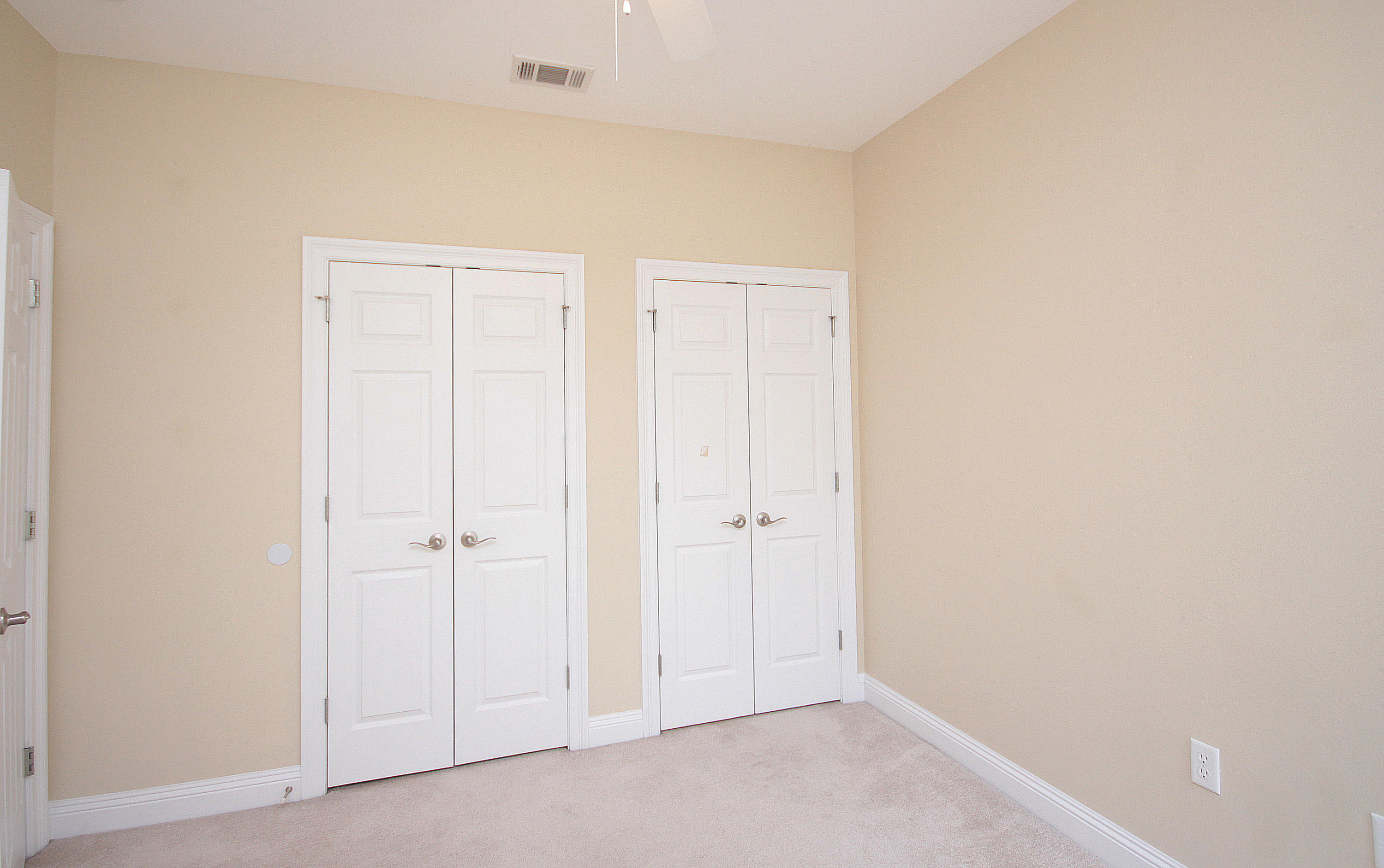 WALTON OAKS TOWNHOMES - Residential