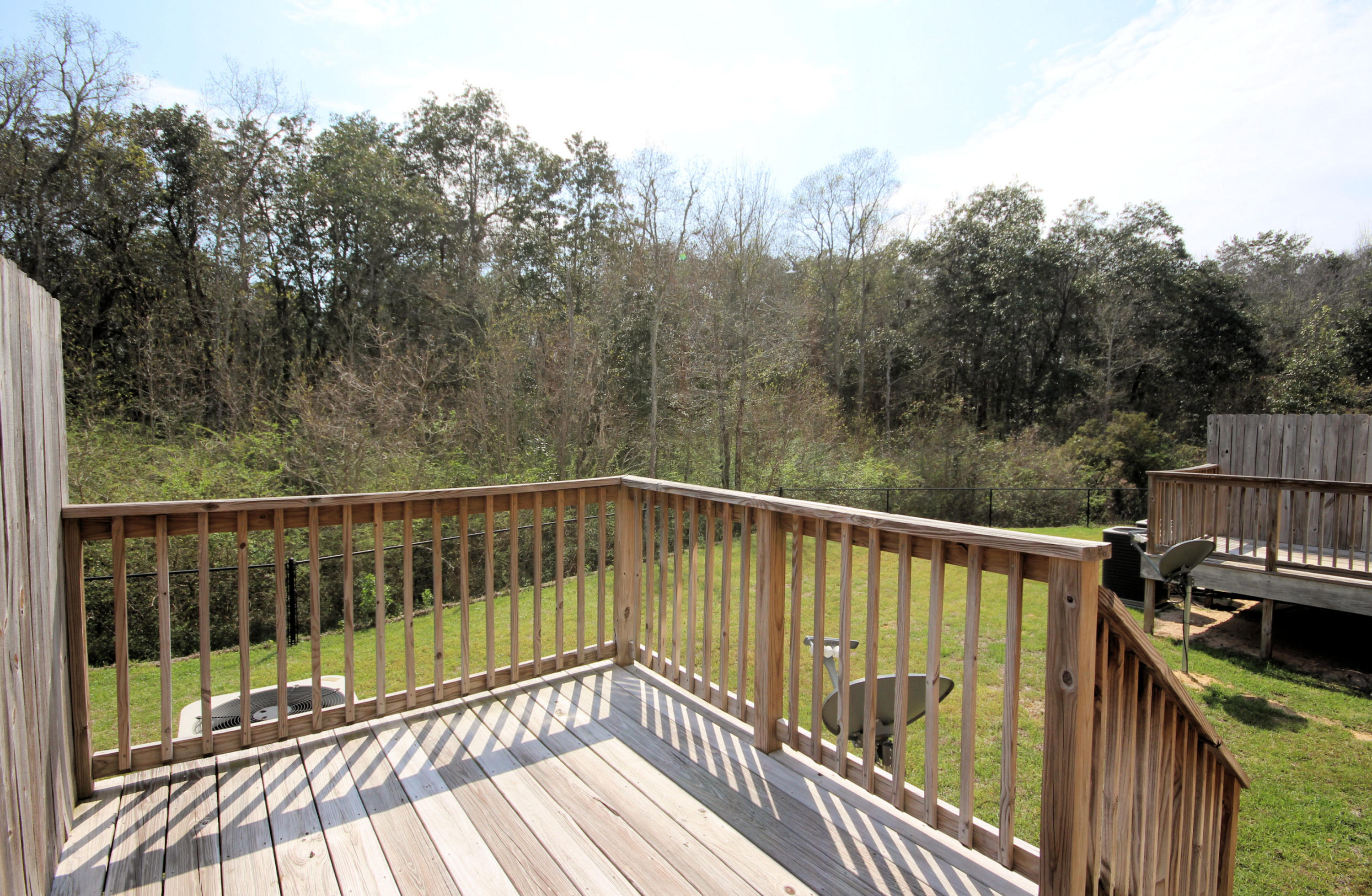 WALTON OAKS TOWNHOMES - Residential