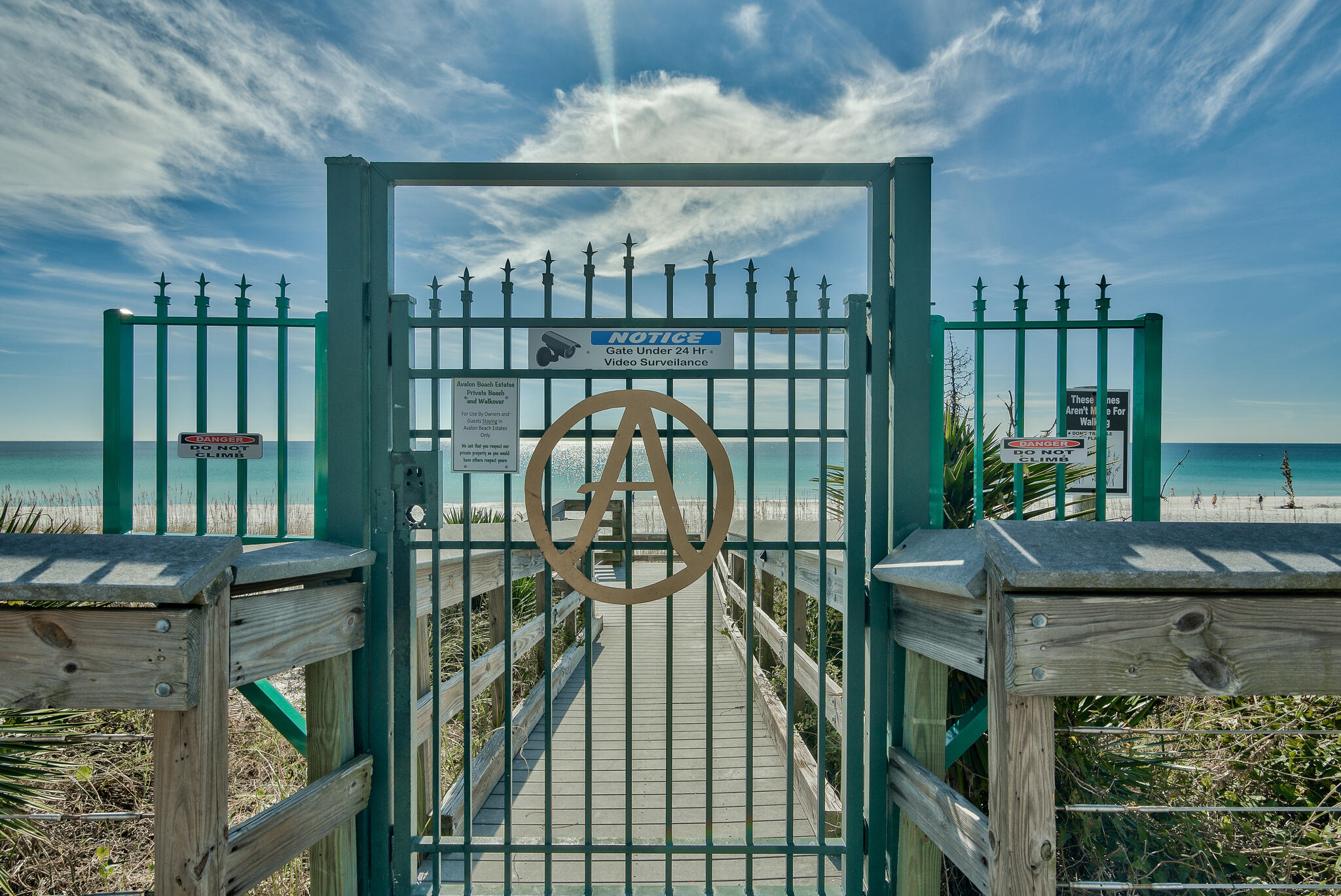 AVALON BEACH ESTATES - Residential