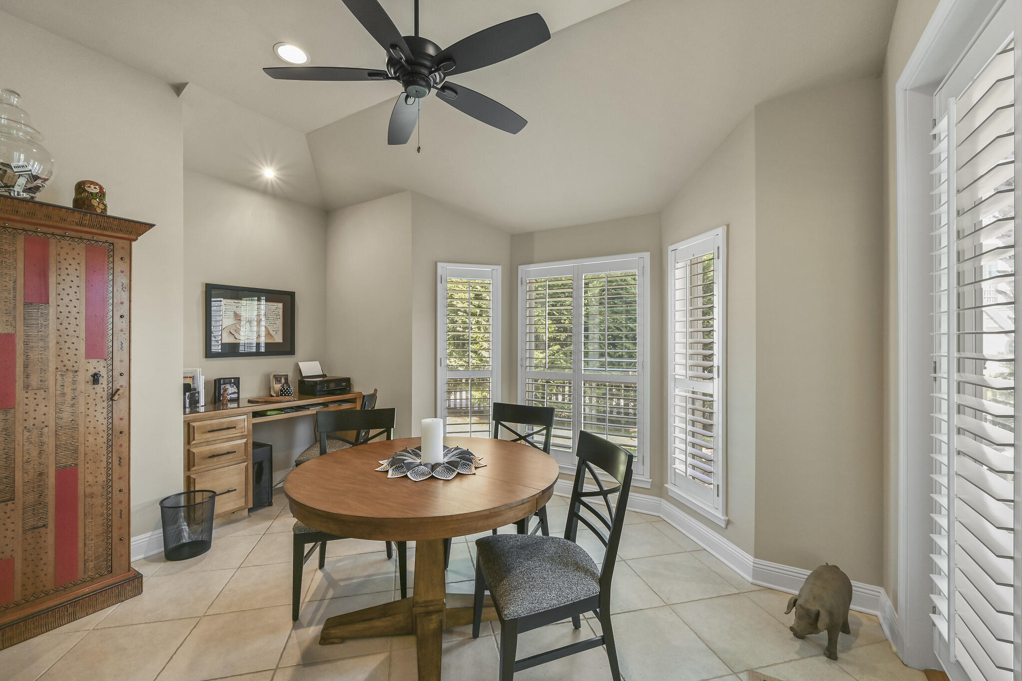 AVALON BEACH ESTATES - Residential