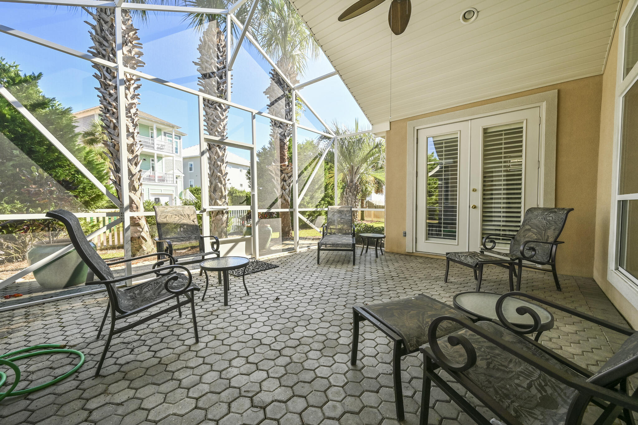 AVALON BEACH ESTATES - Residential