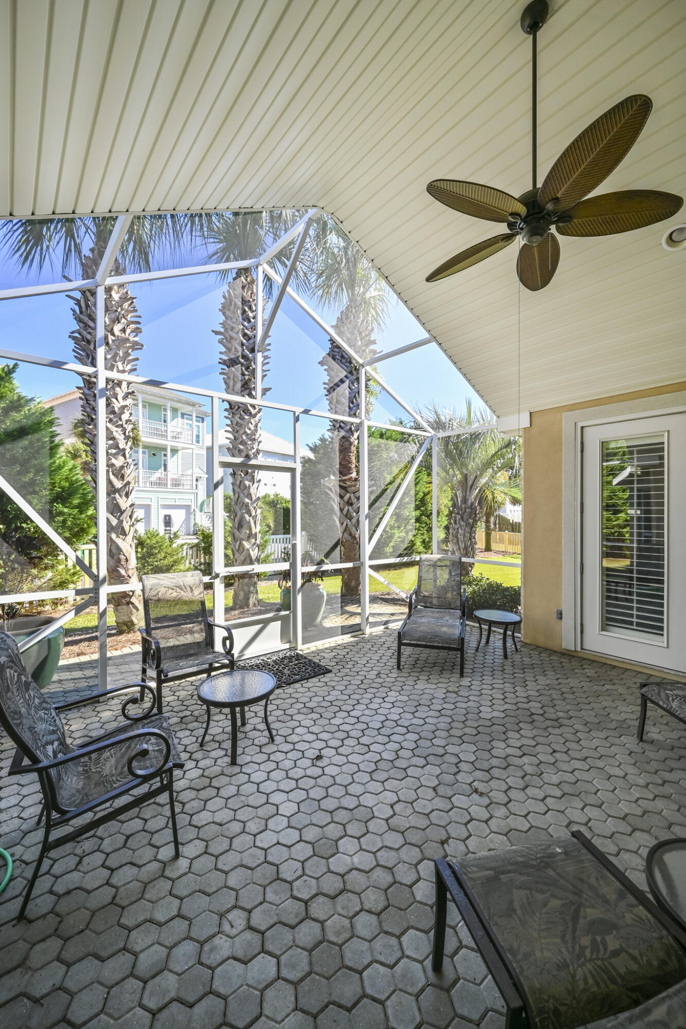 AVALON BEACH ESTATES - Residential