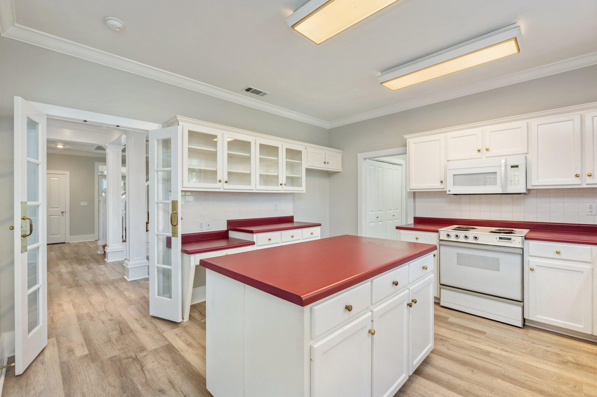 VILLAGE OF BOLTON AT BLUEWATER BAY - Residential