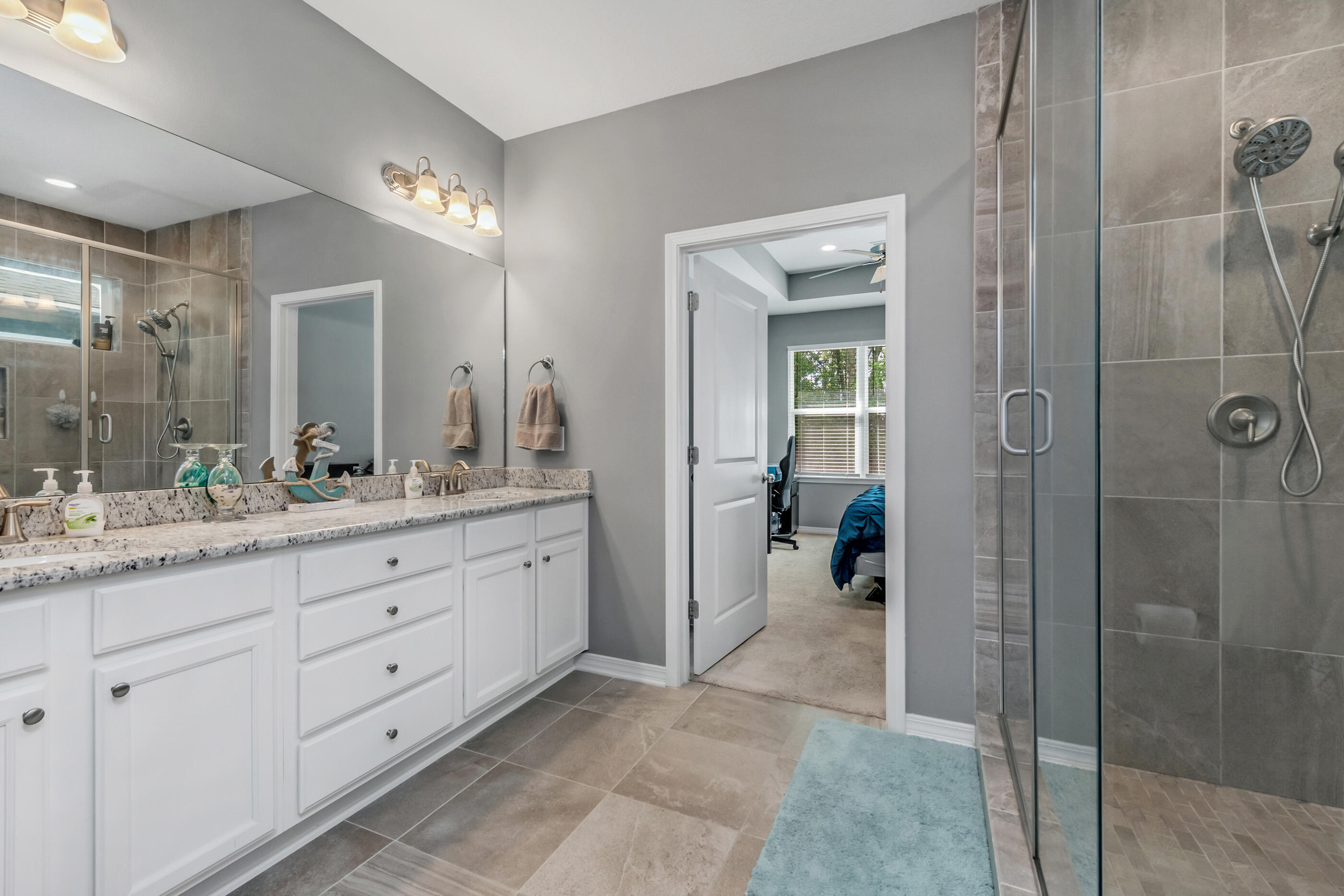 HERITAGE MANOR - Residential