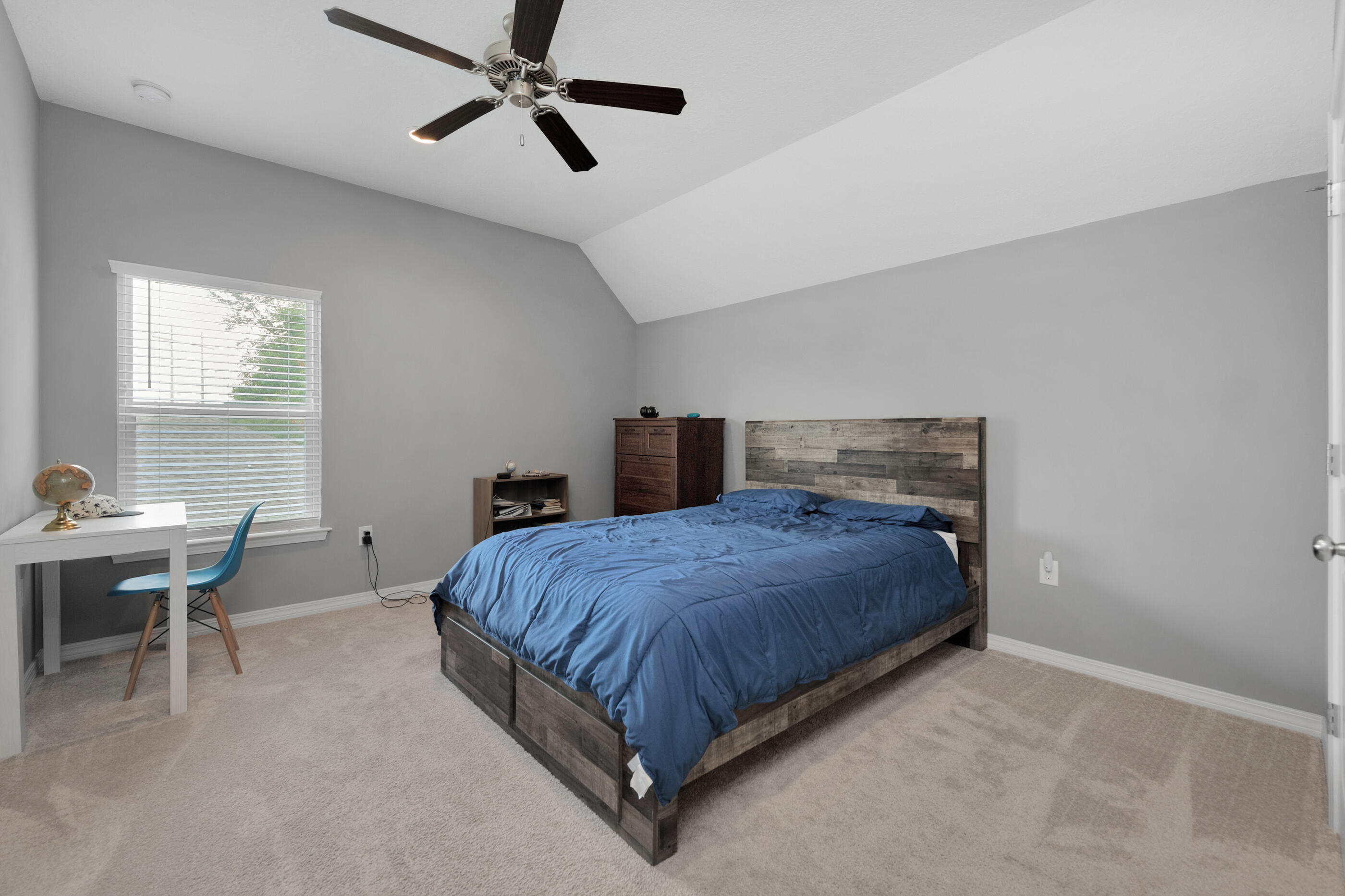 HERITAGE MANOR - Residential