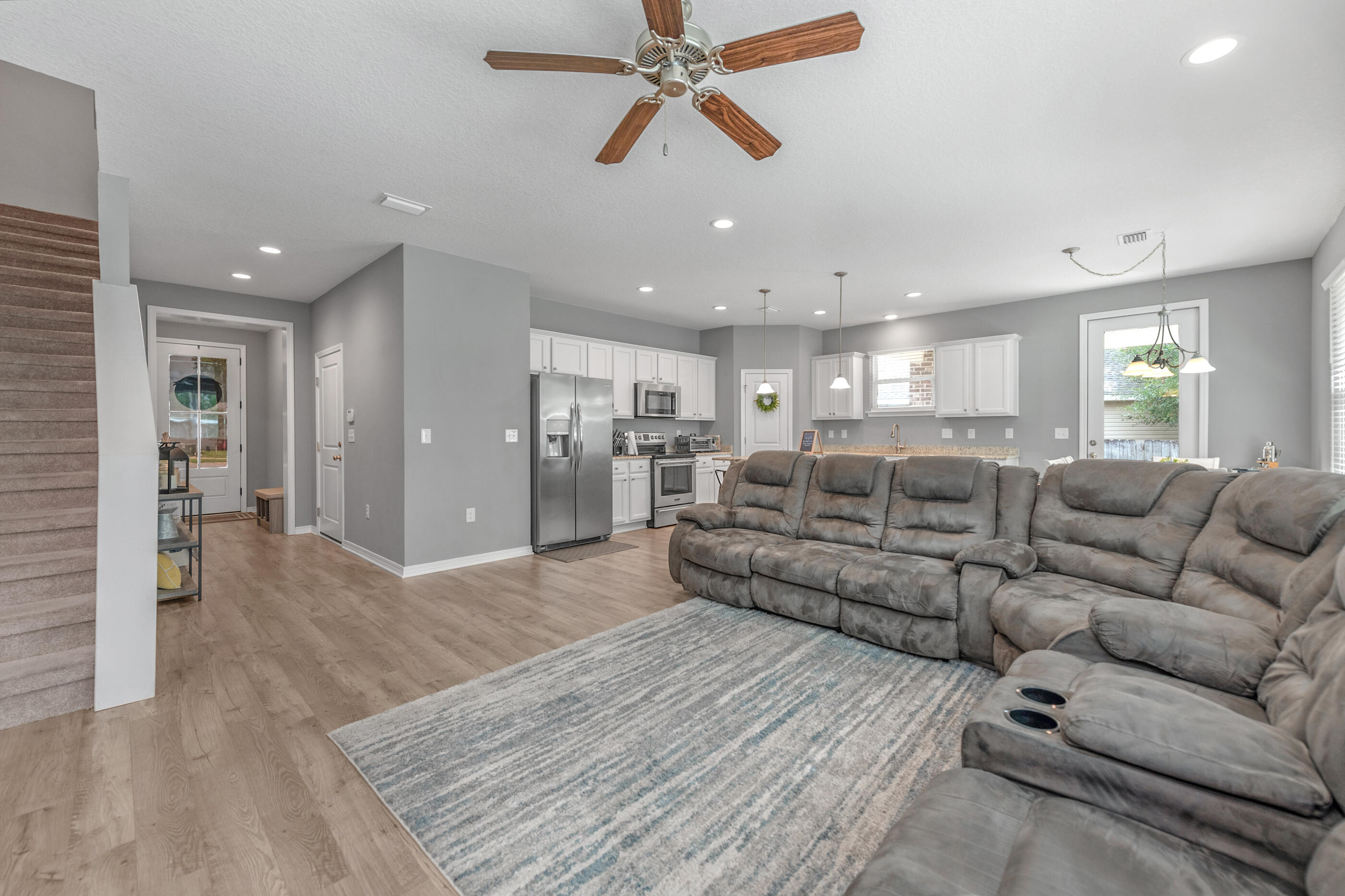 HERITAGE MANOR - Residential