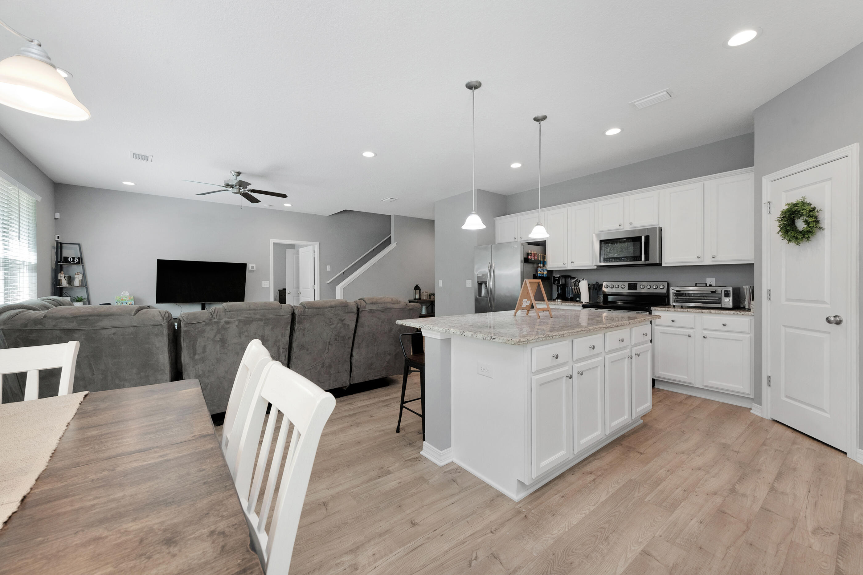 HERITAGE MANOR - Residential