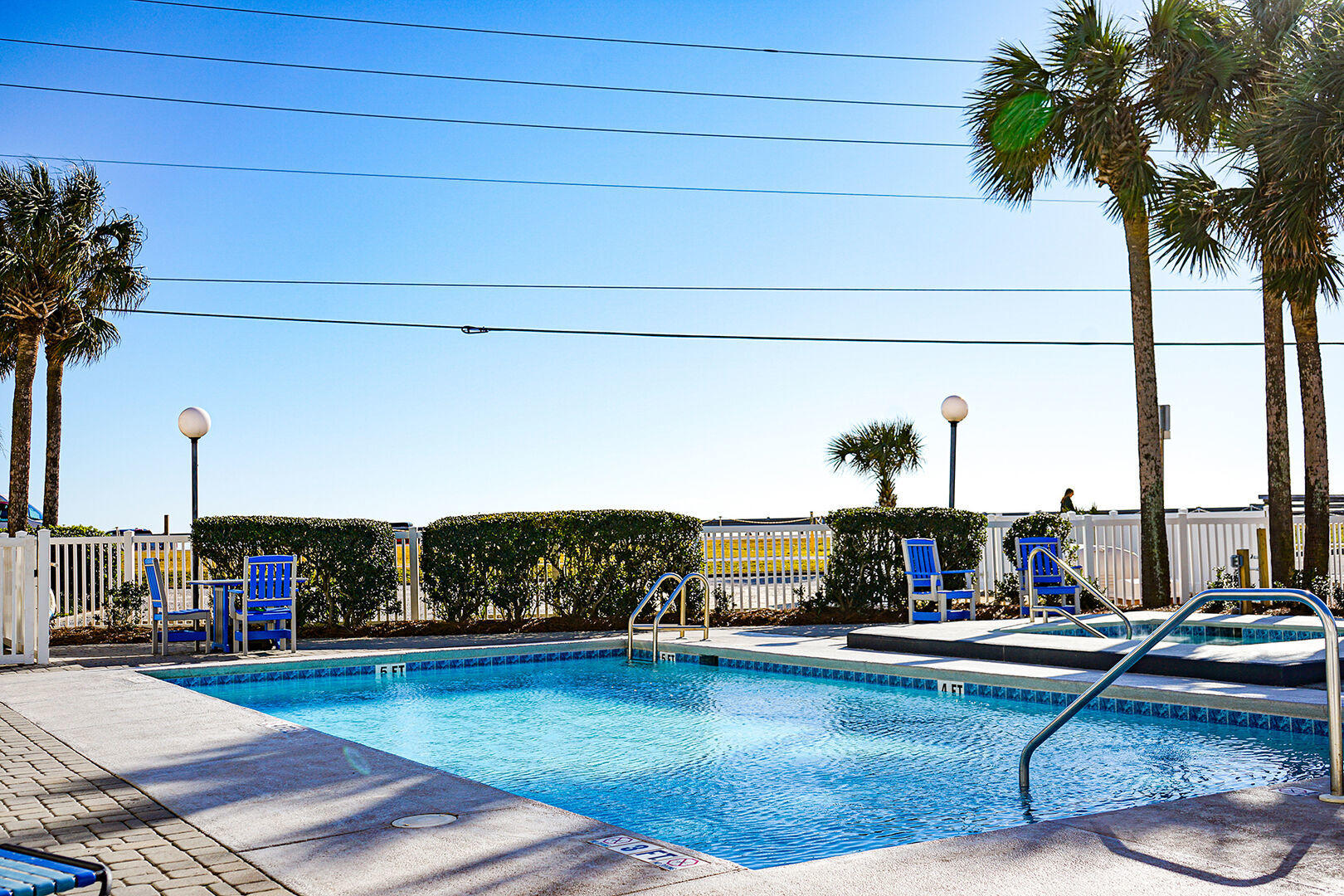 SUMMERSPELL CONDO - Residential