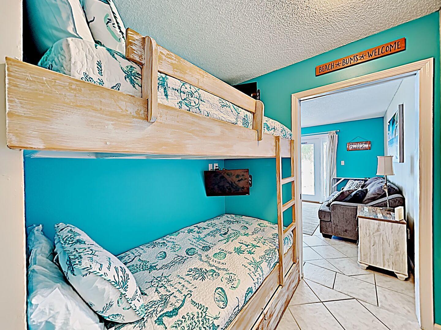 SUMMERSPELL CONDO - Residential