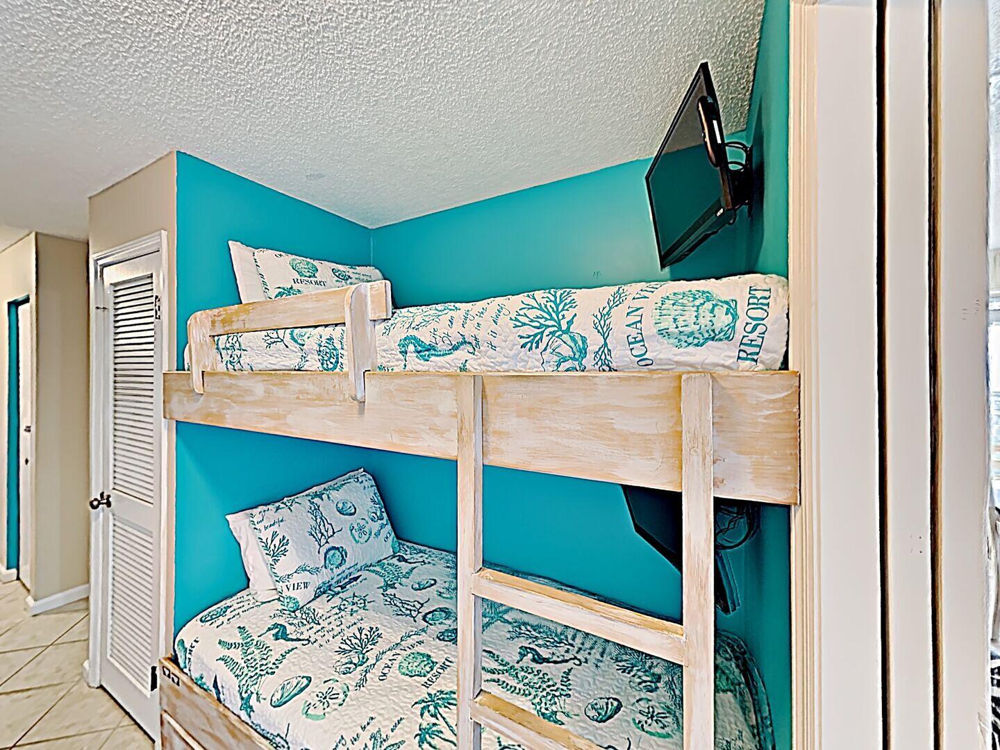 SUMMERSPELL CONDO - Residential