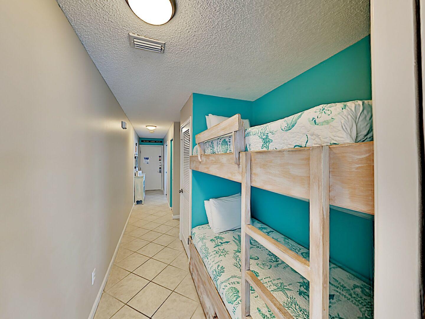 SUMMERSPELL CONDO - Residential