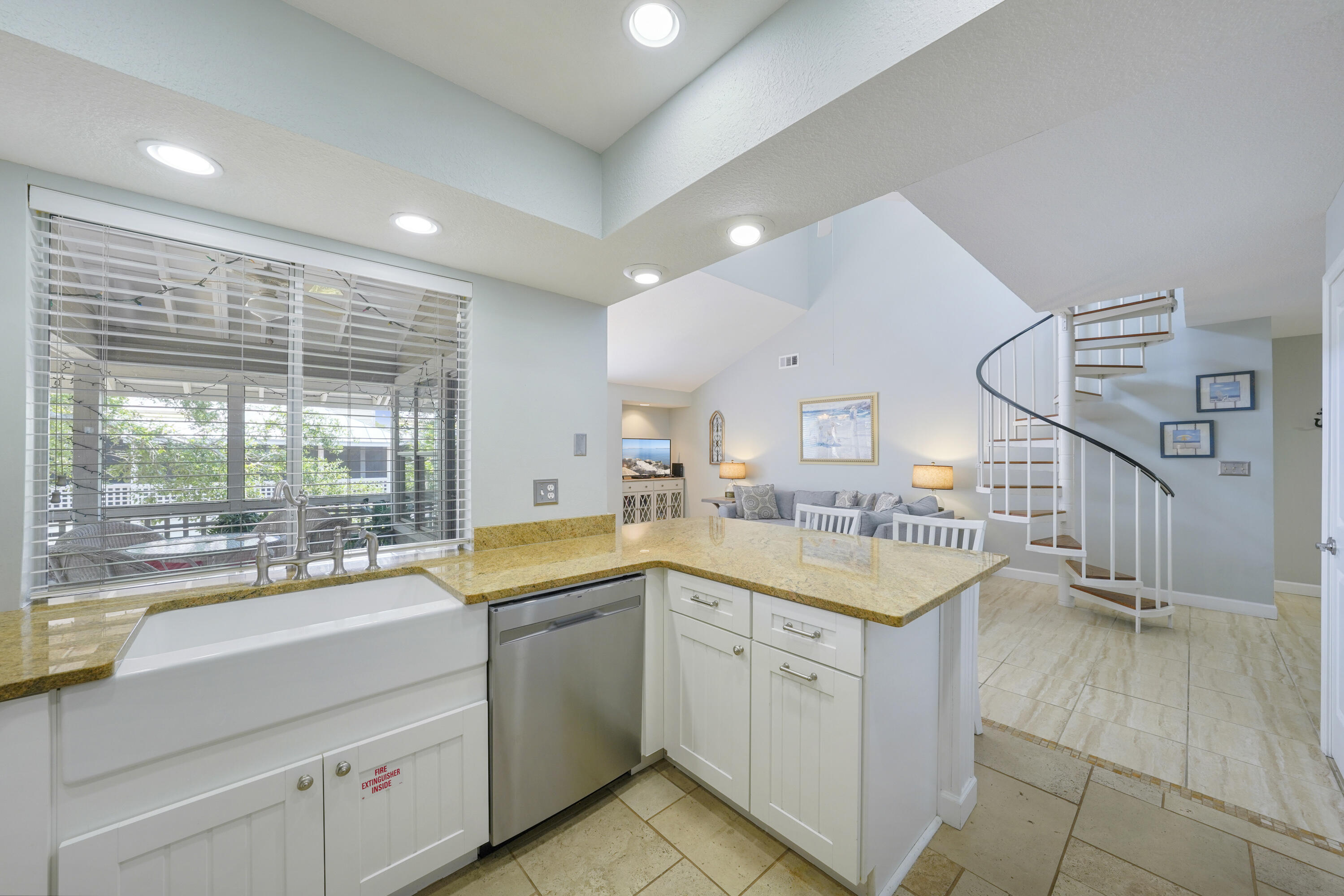 HIDDEN DUNES BEACH COTTAGES 2 - Residential