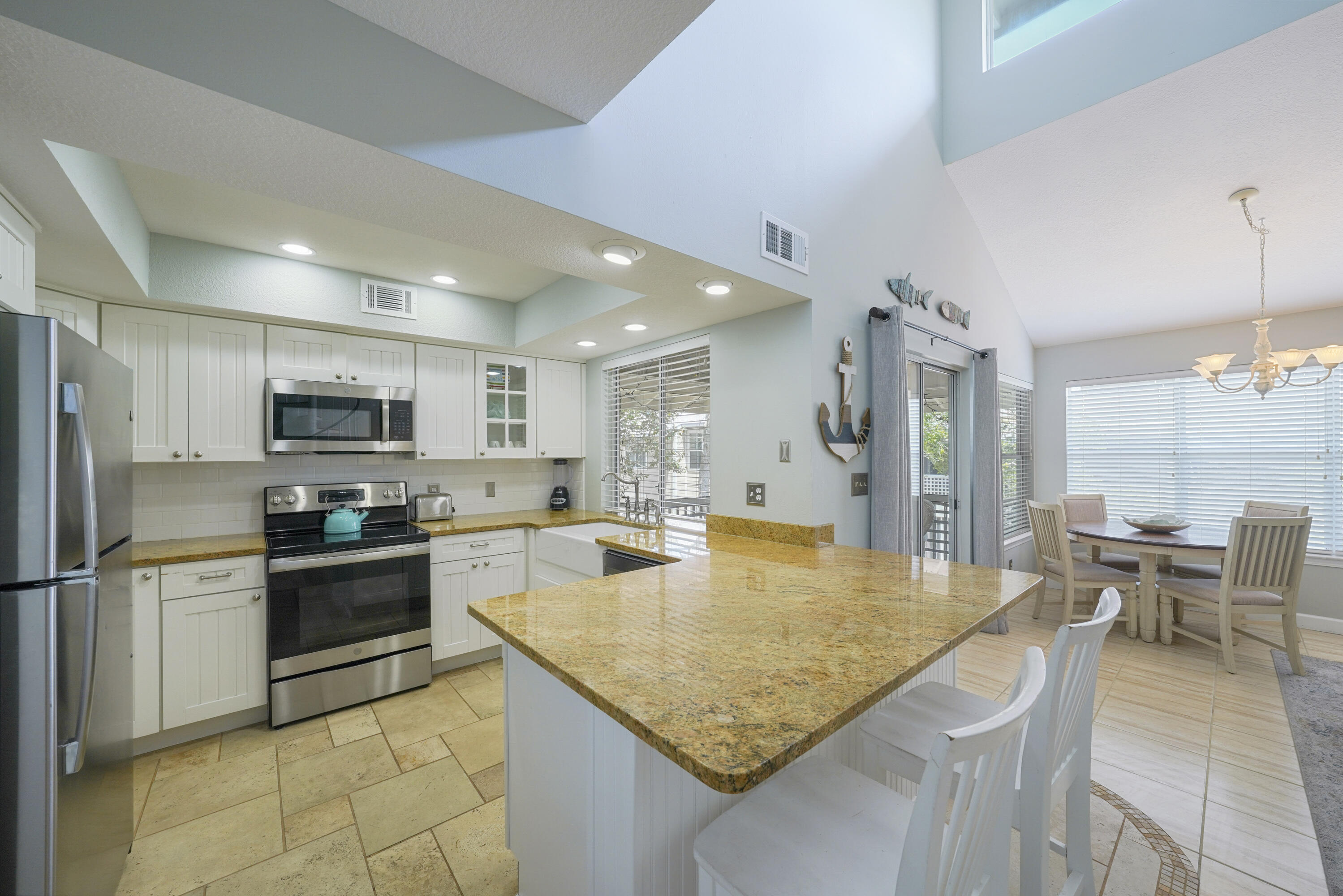 HIDDEN DUNES BEACH COTTAGES 2 - Residential
