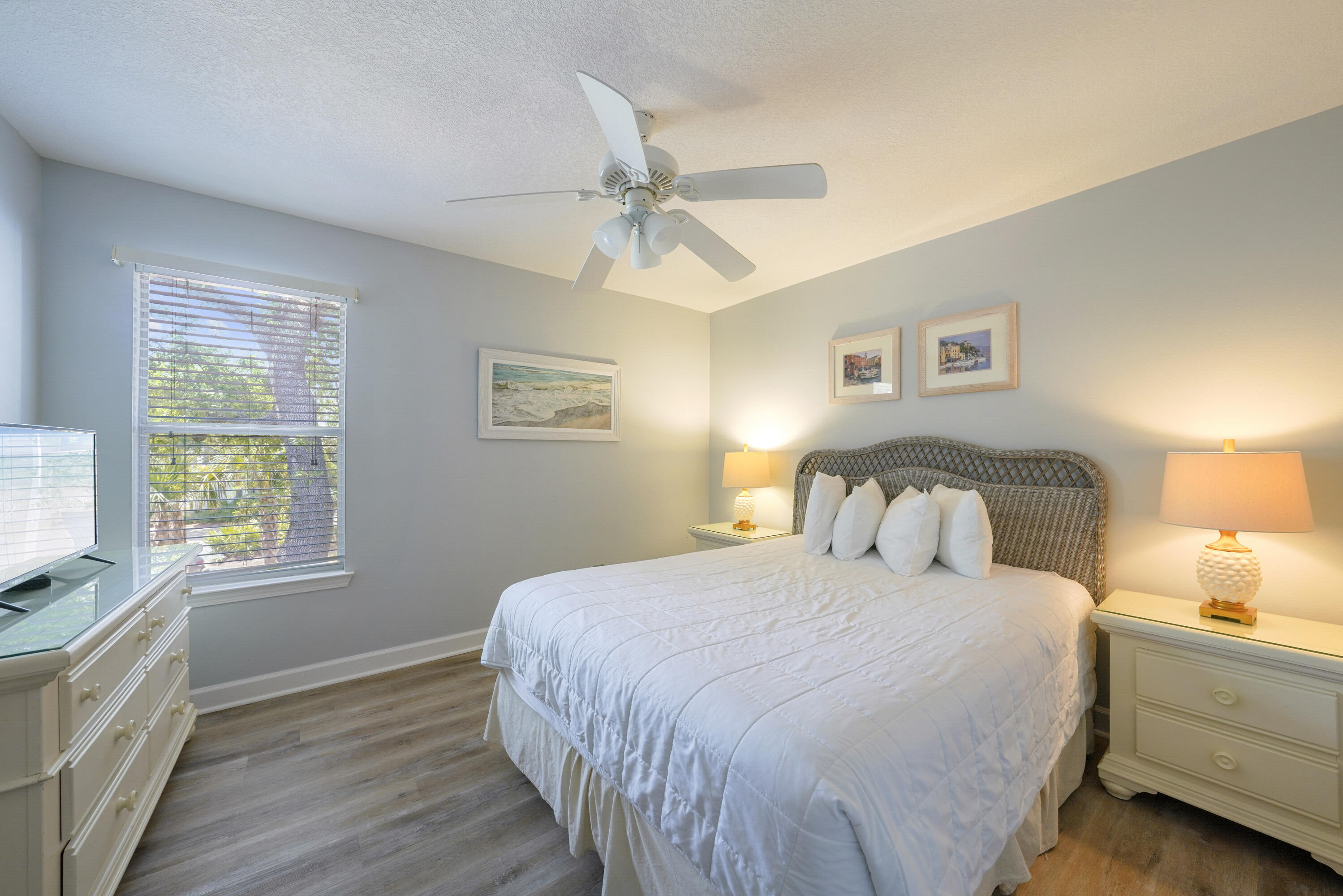 HIDDEN DUNES BEACH COTTAGES 2 - Residential