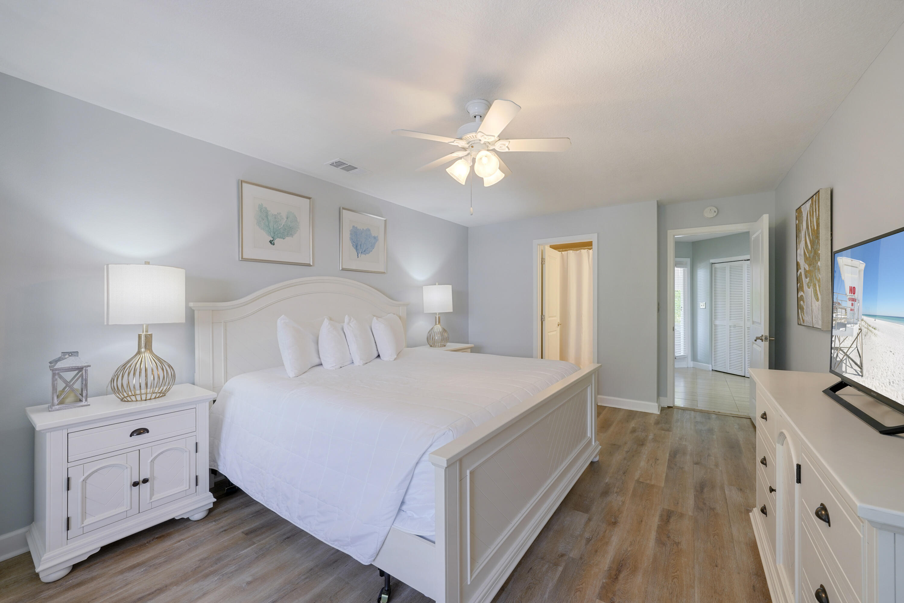 HIDDEN DUNES BEACH COTTAGES 2 - Residential