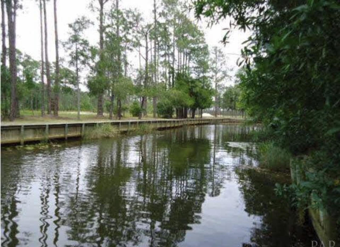 BLACKWATER BAY - Land