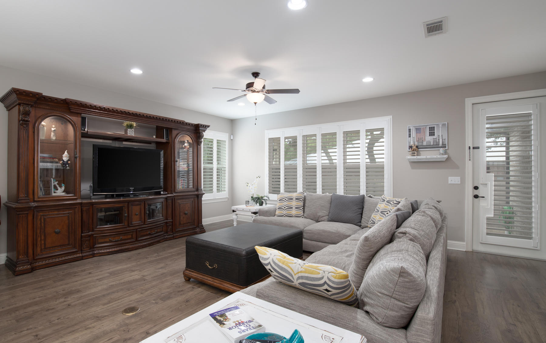 Ray Subdivision - Residential