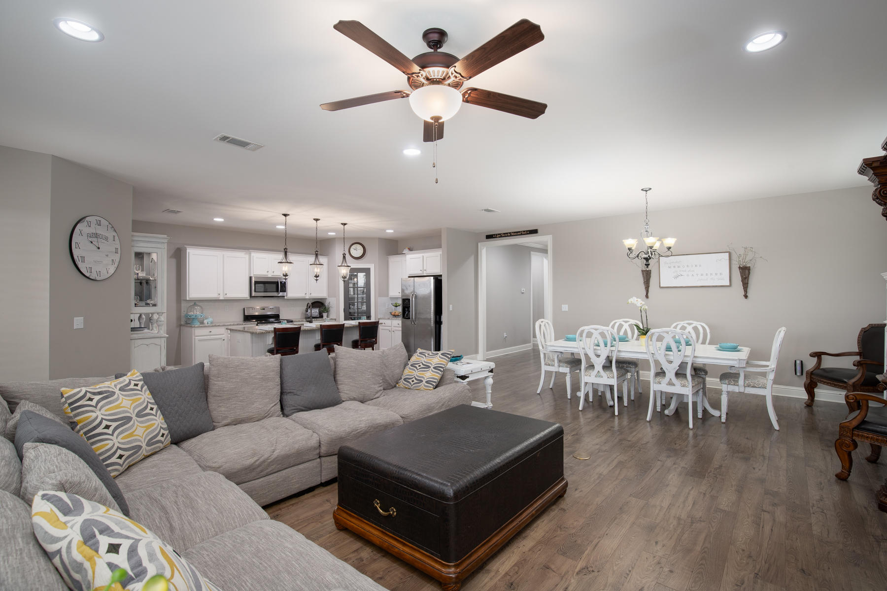 Ray Subdivision - Residential