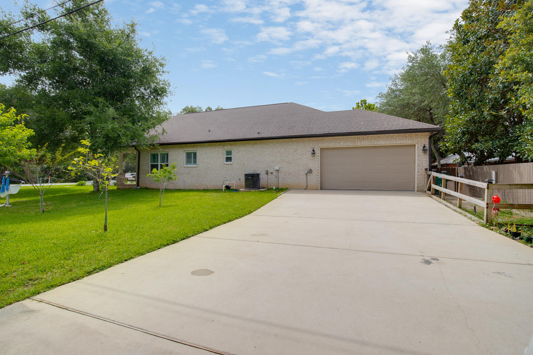 Ray Subdivision - Residential