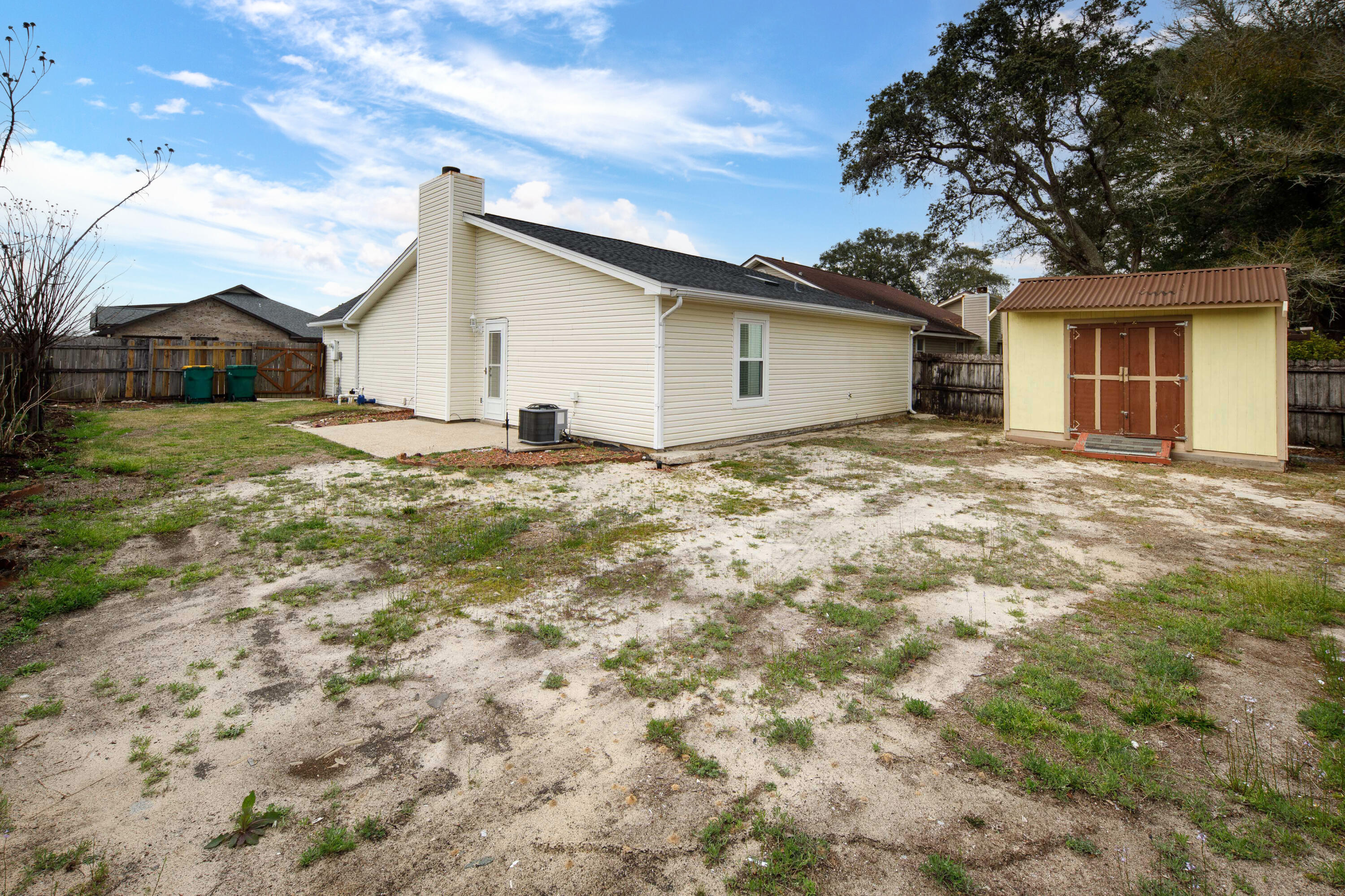 WILLIAMSBURG HOMES 2 / Lot 6 - Residential