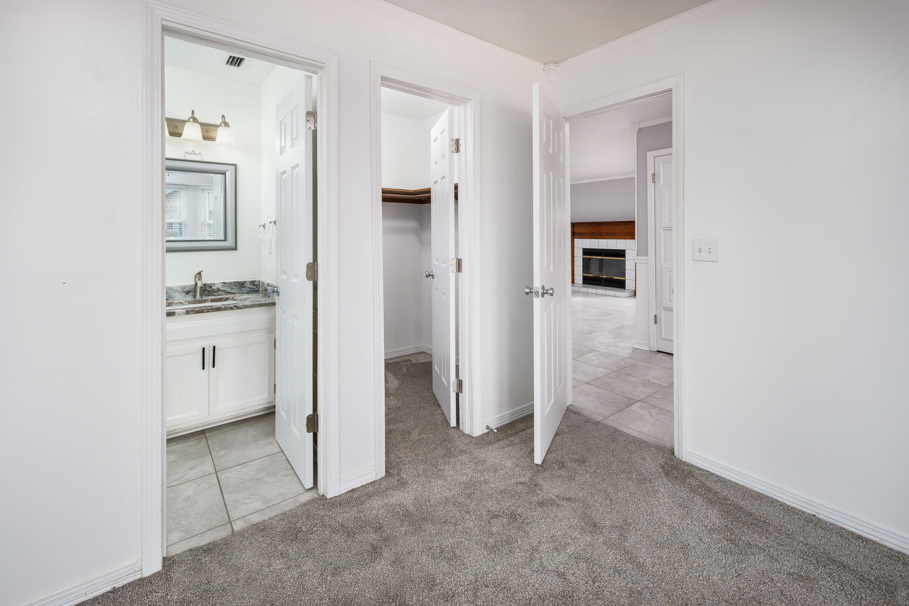 WILLIAMSBURG HOMES 2 / Lot 6 - Residential