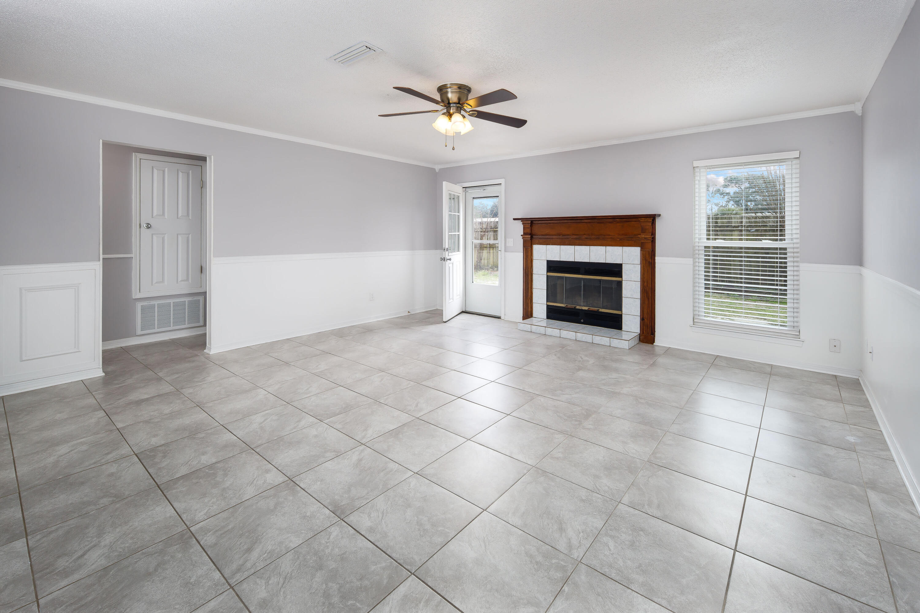 WILLIAMSBURG HOMES 2 / Lot 6 - Residential