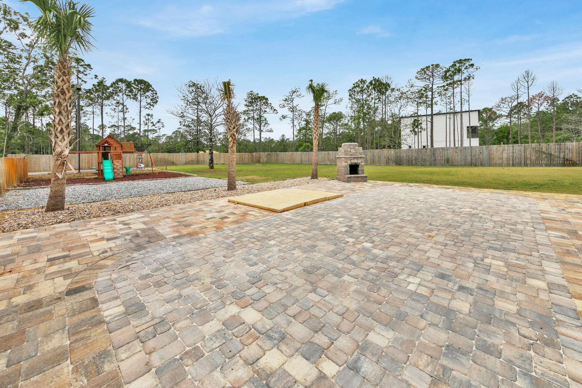 TOWN OF SANTA ROSA - Residential