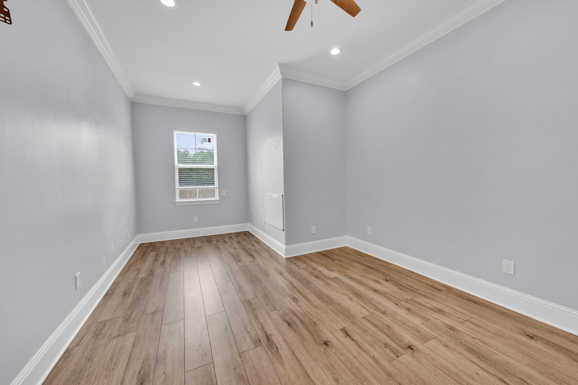 TOWN OF SANTA ROSA - Residential