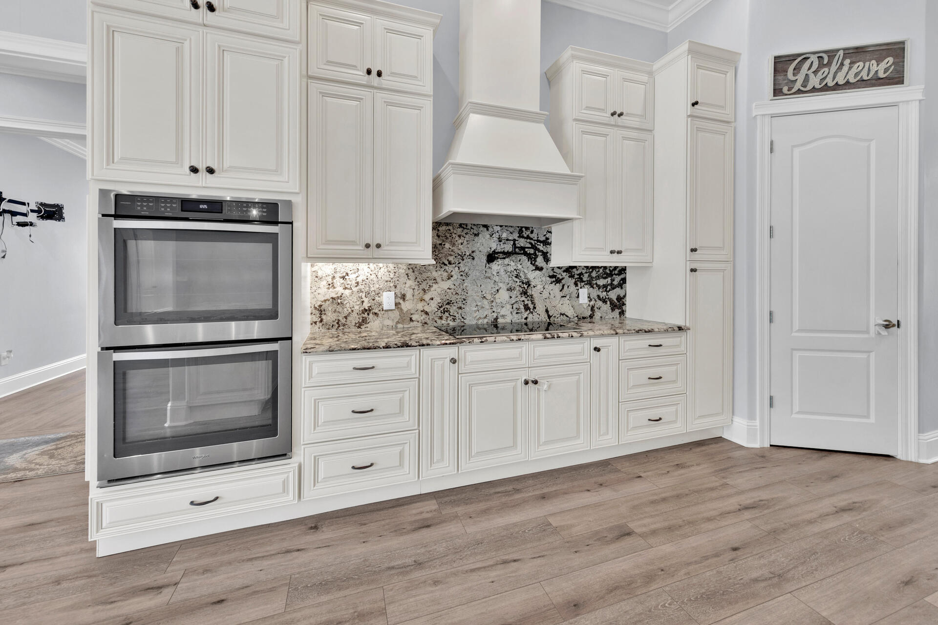 TOWN OF SANTA ROSA - Residential