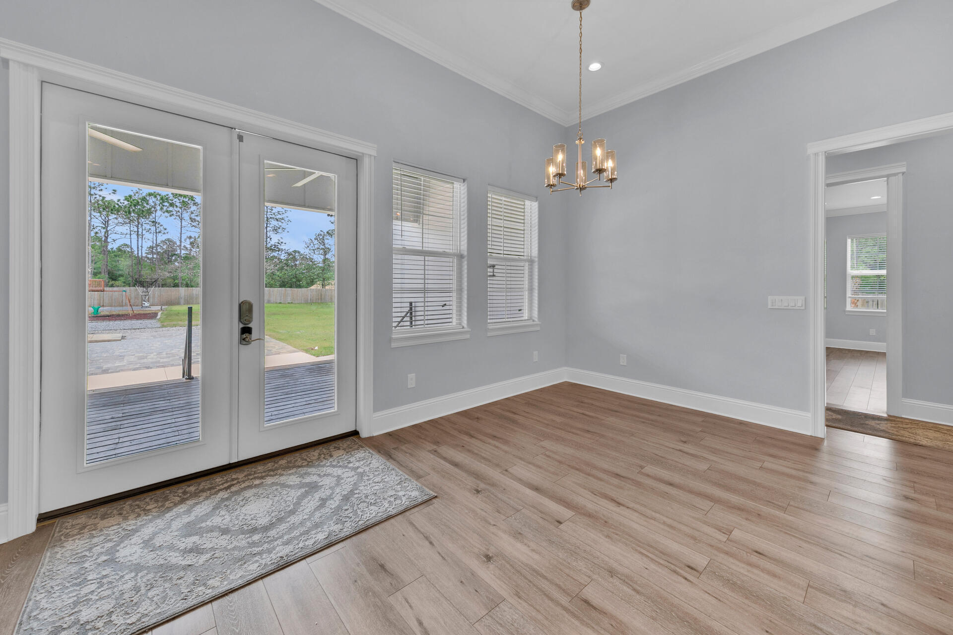 TOWN OF SANTA ROSA - Residential