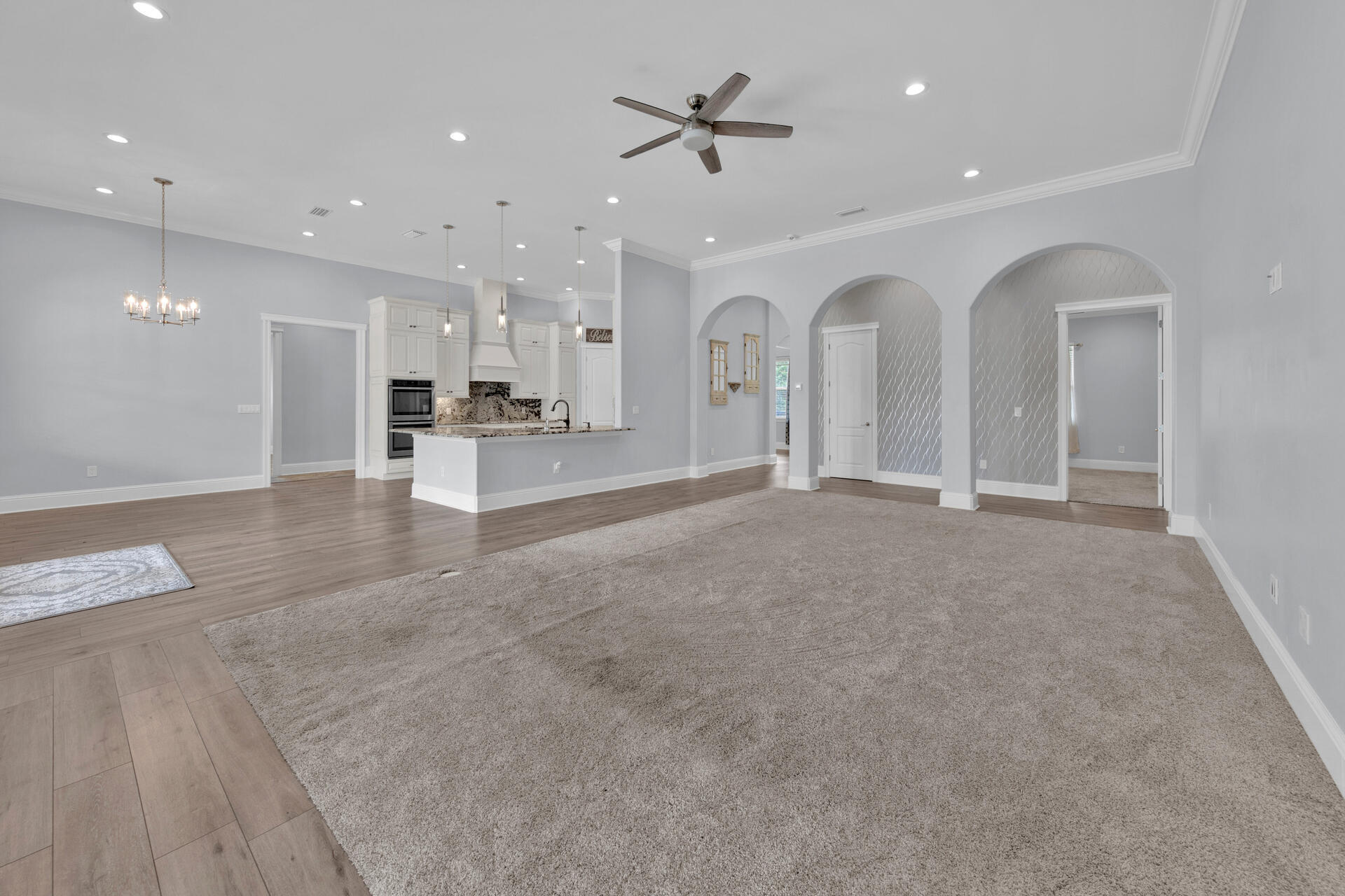 TOWN OF SANTA ROSA - Residential