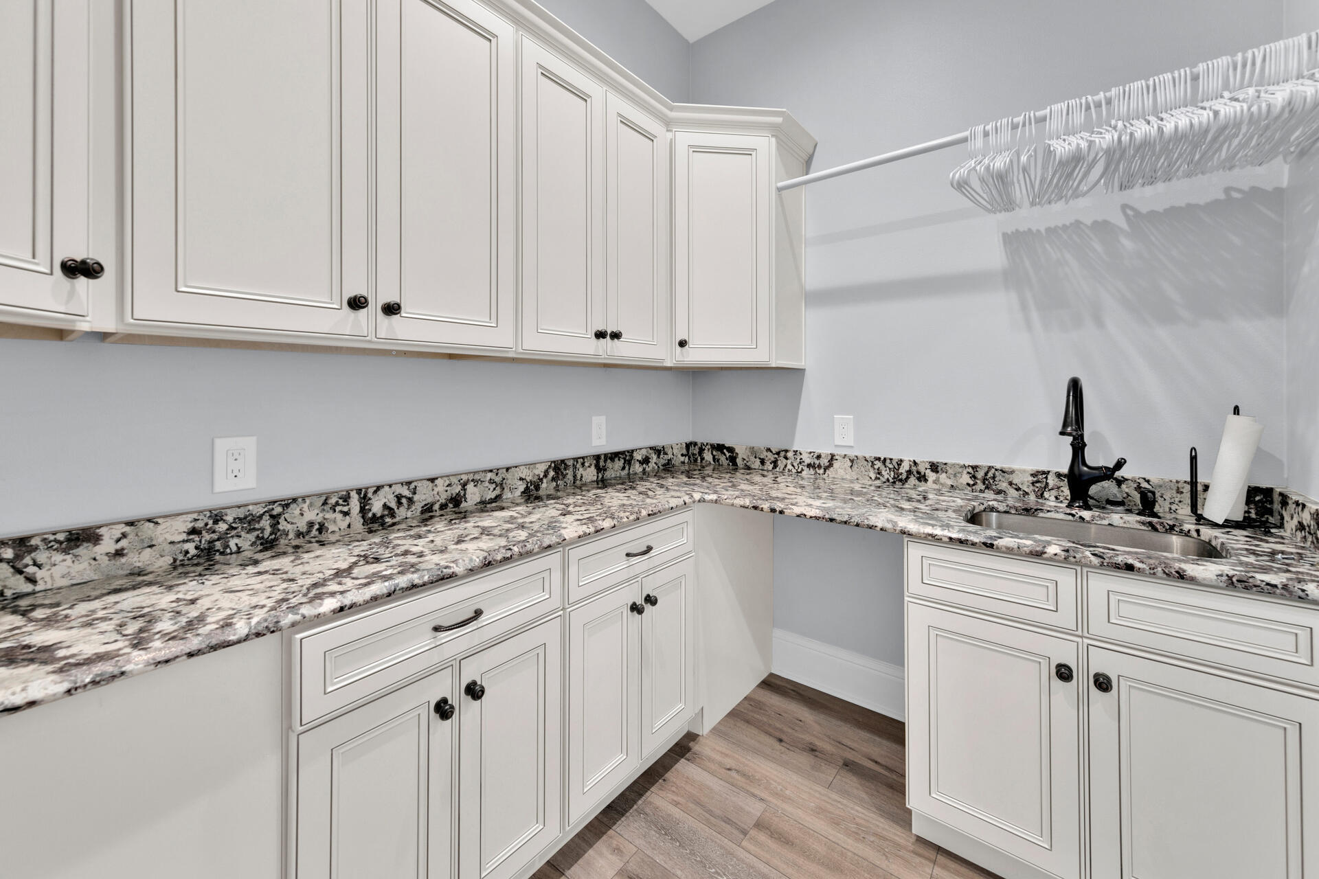 TOWN OF SANTA ROSA - Residential