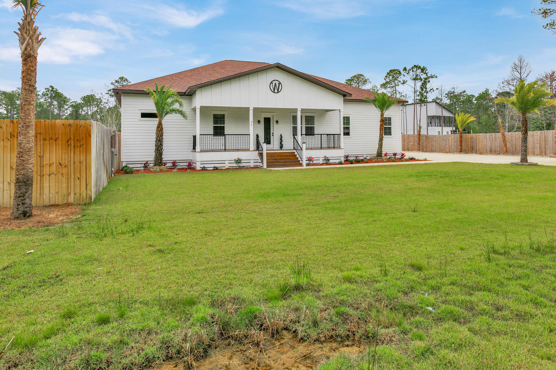 TOWN OF SANTA ROSA - Residential